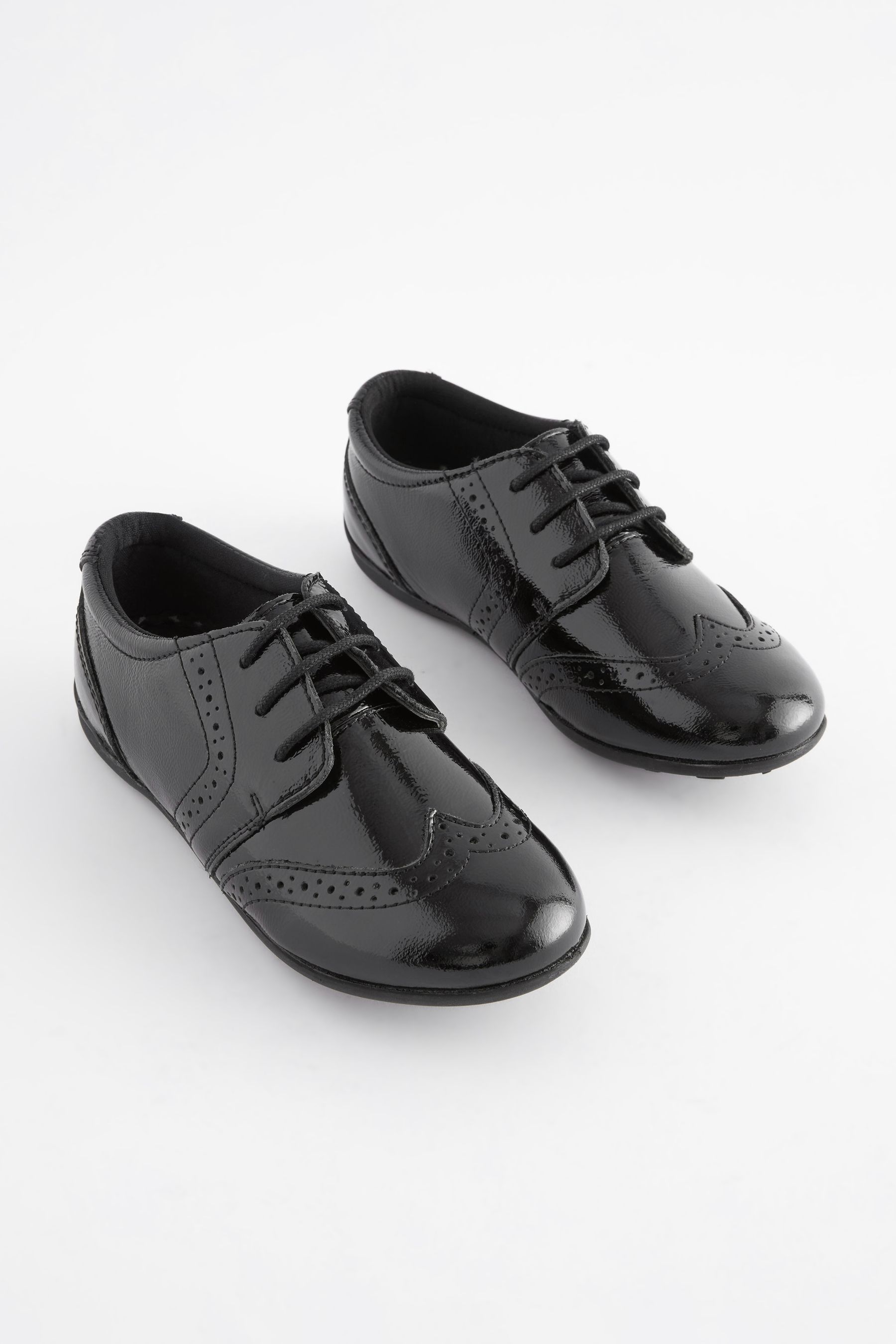 Wide fit 192s shoes 2025