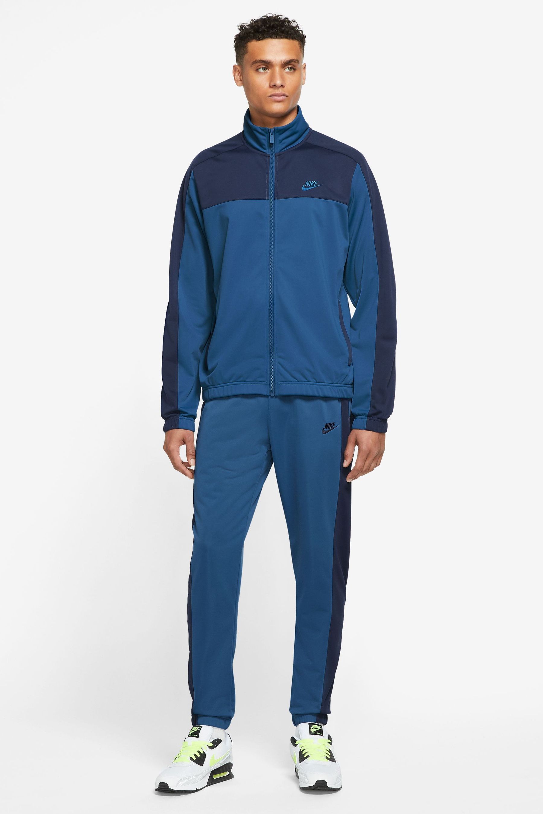 Nike fundamentals tracksuit sales
