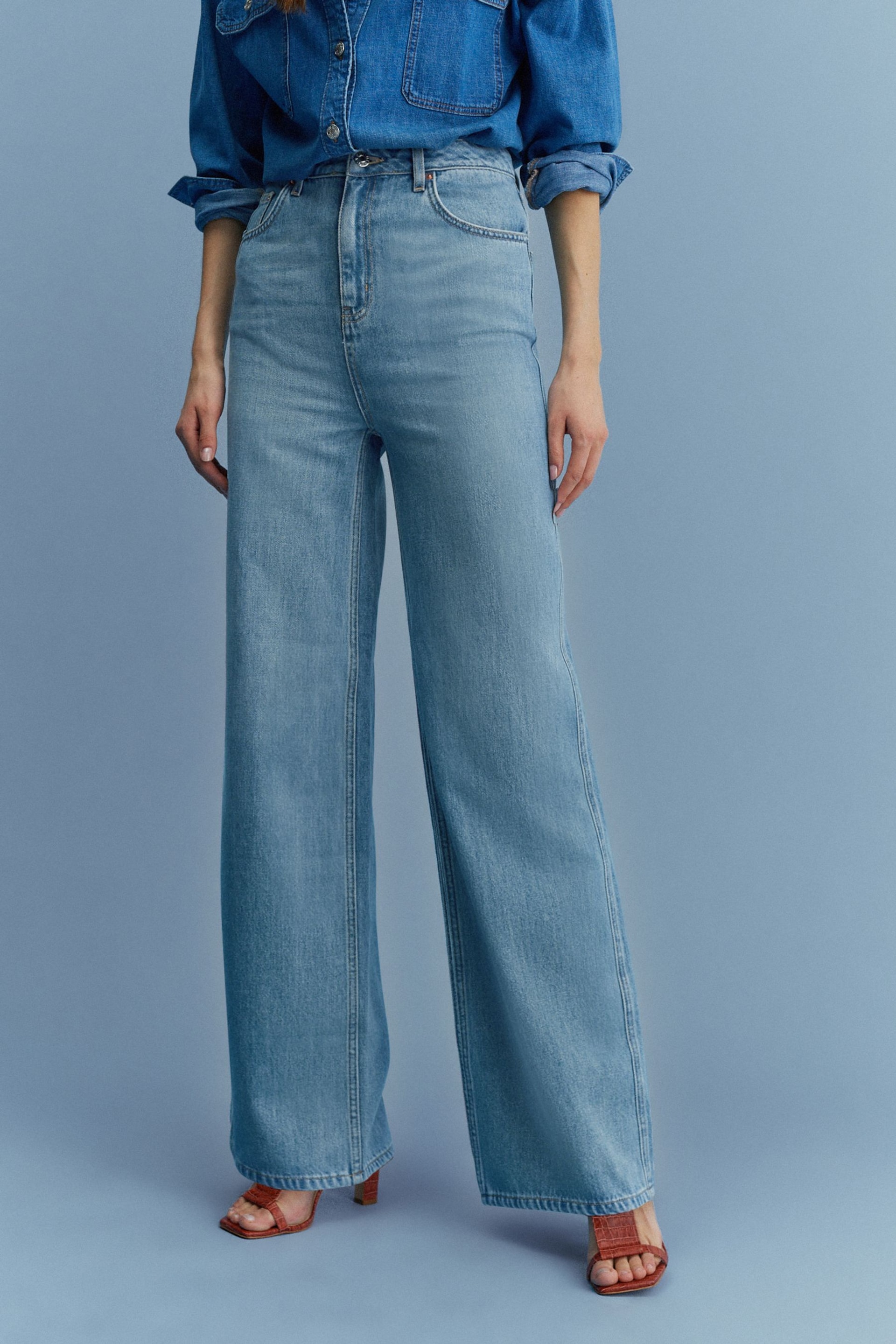 Mid Blue Loose Wide Leg Jeans - Image 3 of 7