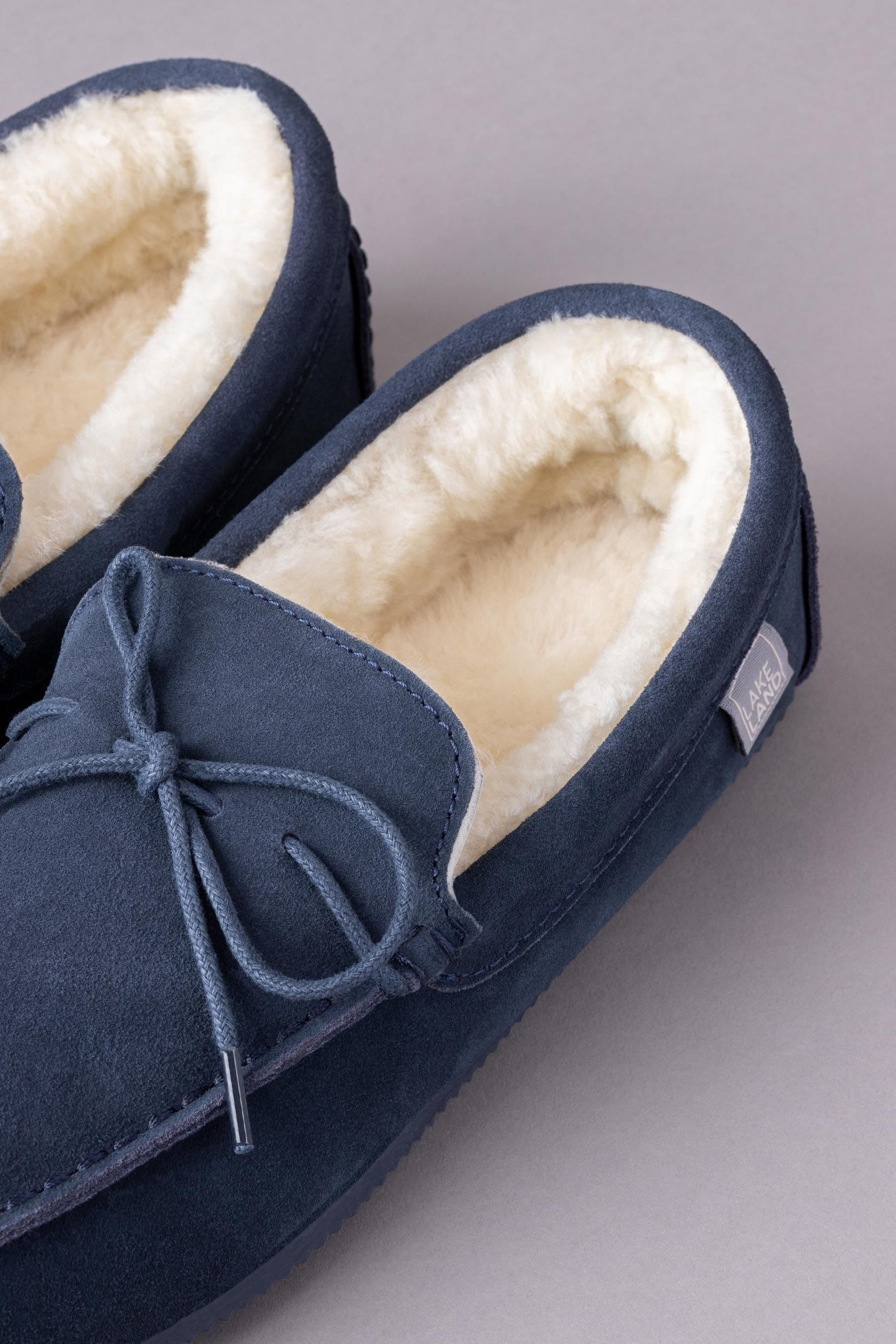 Mens sheepskin moccasins deals