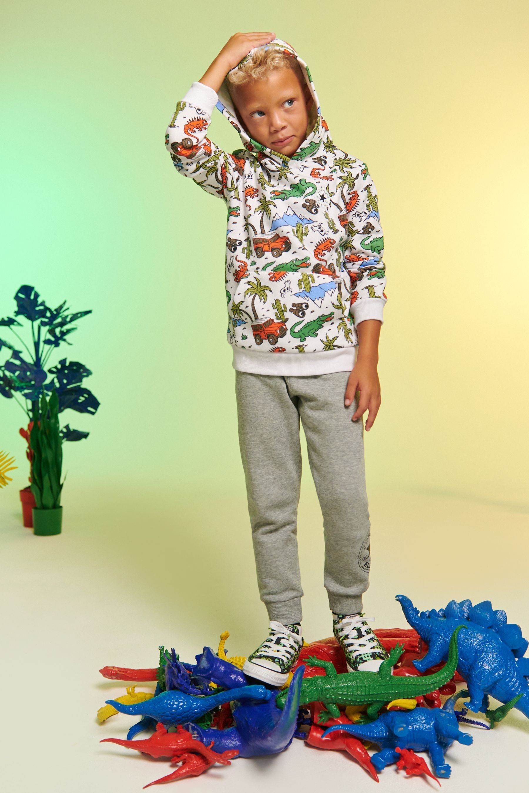 Child converse tracksuit discount