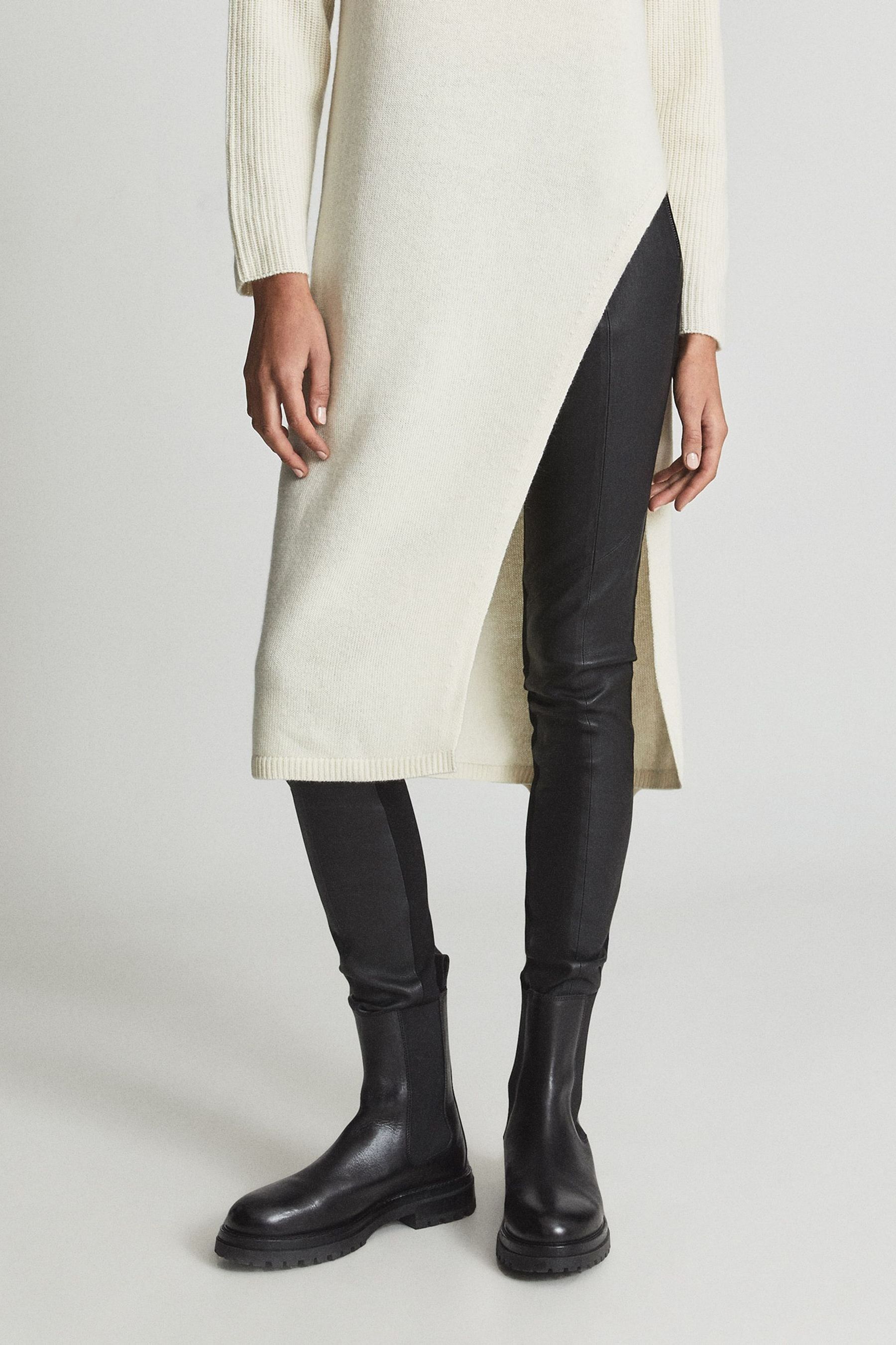 Reiss chelsea boots 2025