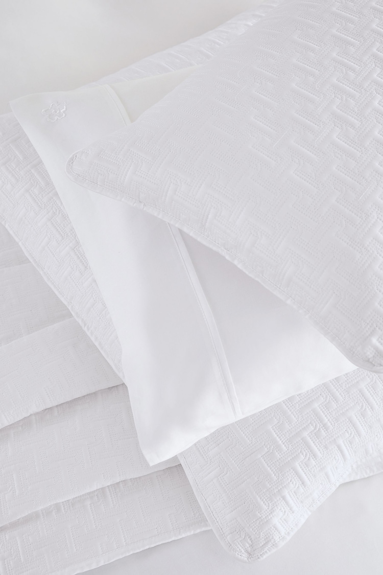 Ted Baker White Silky Smooth Plain Dye 250 Thread Count Cotton Pillowcase - Image 2 of 4