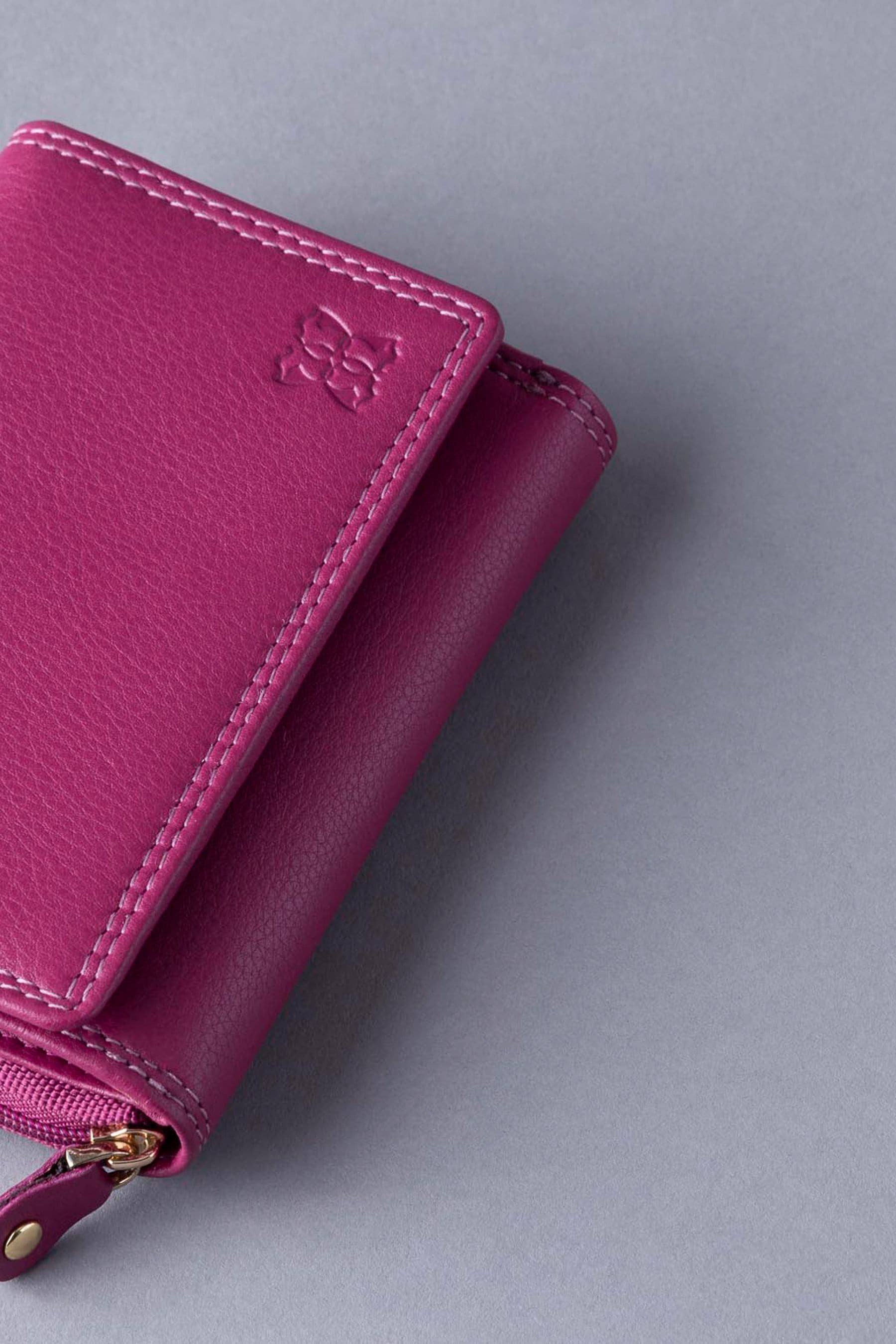 Lakeland Leather Cranberry Small Leather Purse