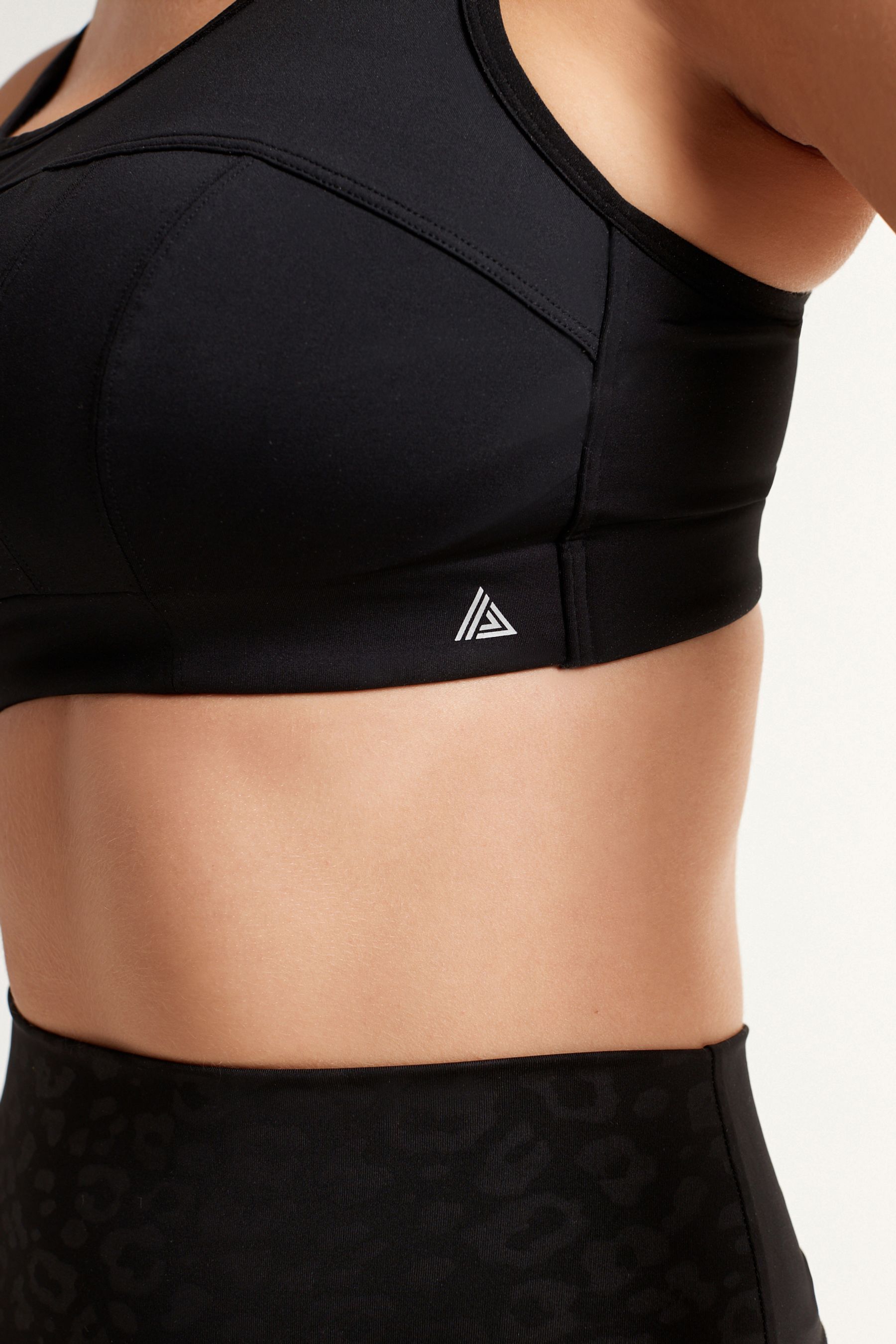 Dd+ sports bra uk cheap