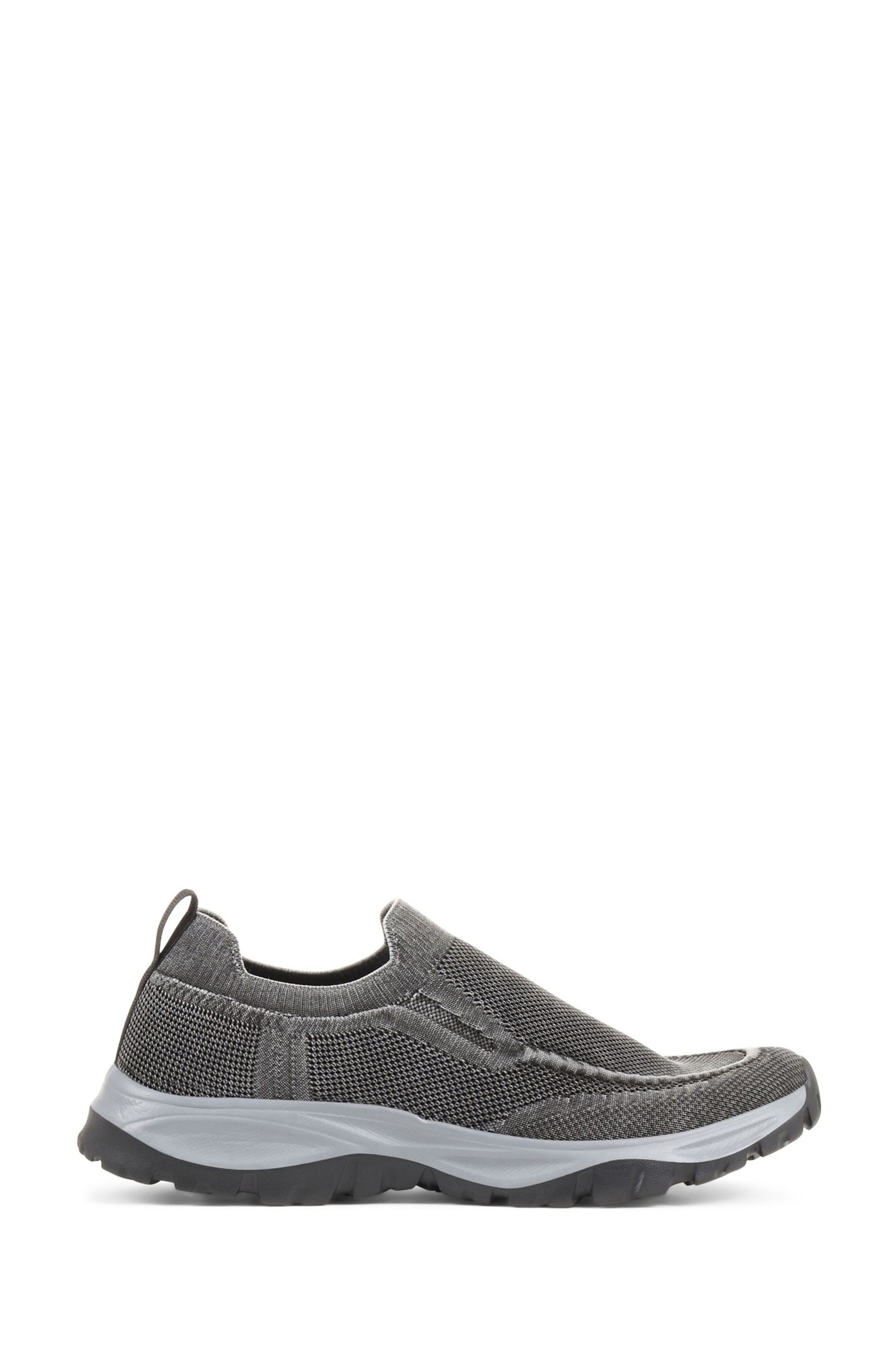 Slip on lightweight trainers top