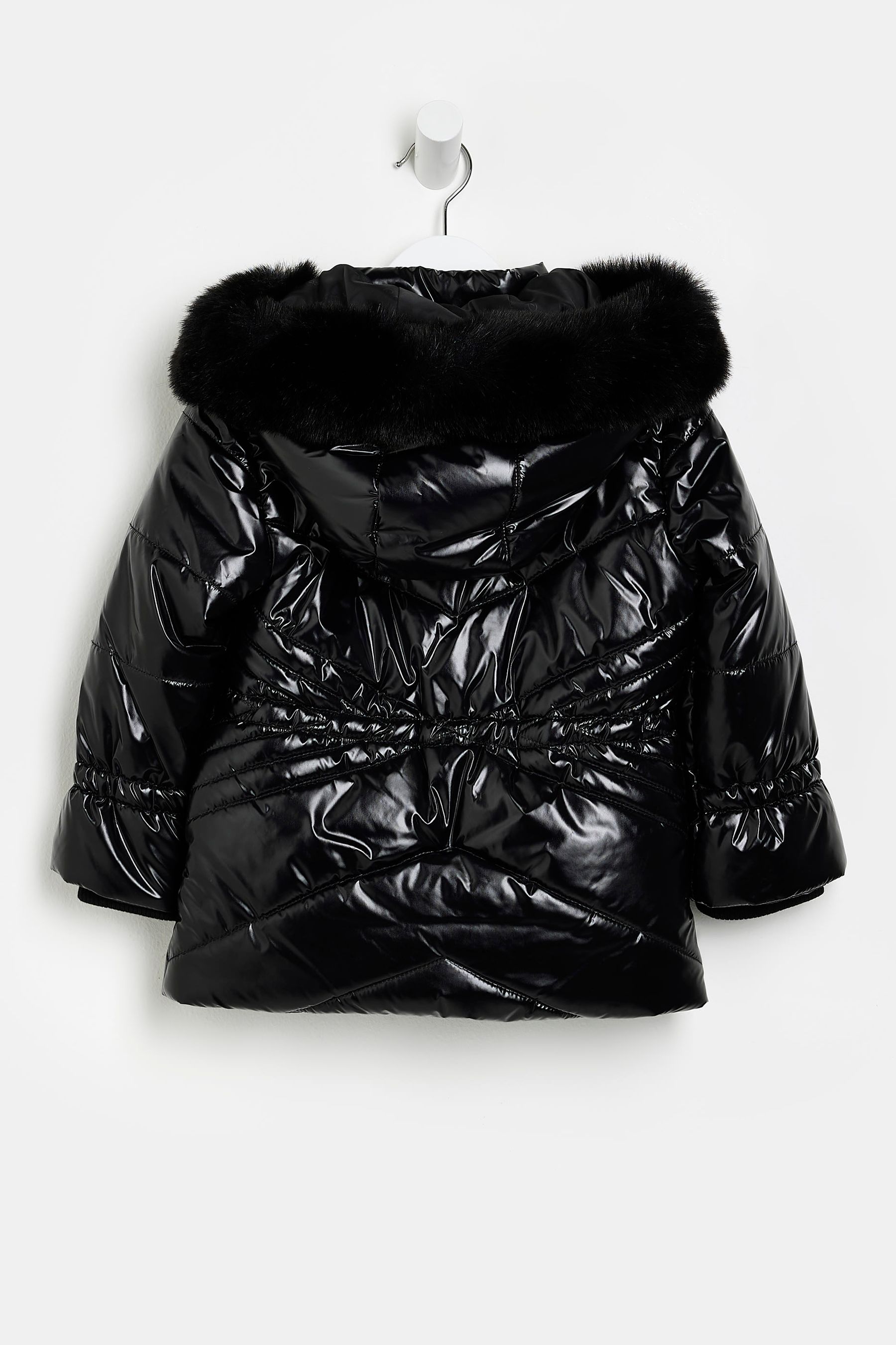 Buy River Island Girls Cinched Black Puffer Jacket from Next Austria