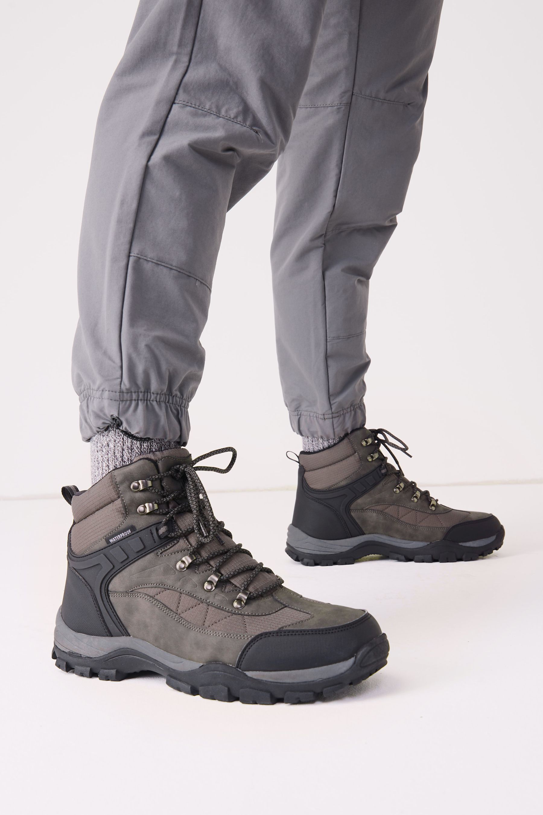 Walking boots next day delivery on sale