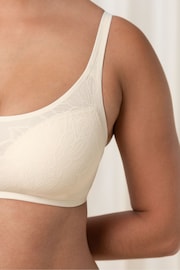 Triumph® Fit Smart Padded Bra - Image 3 of 8