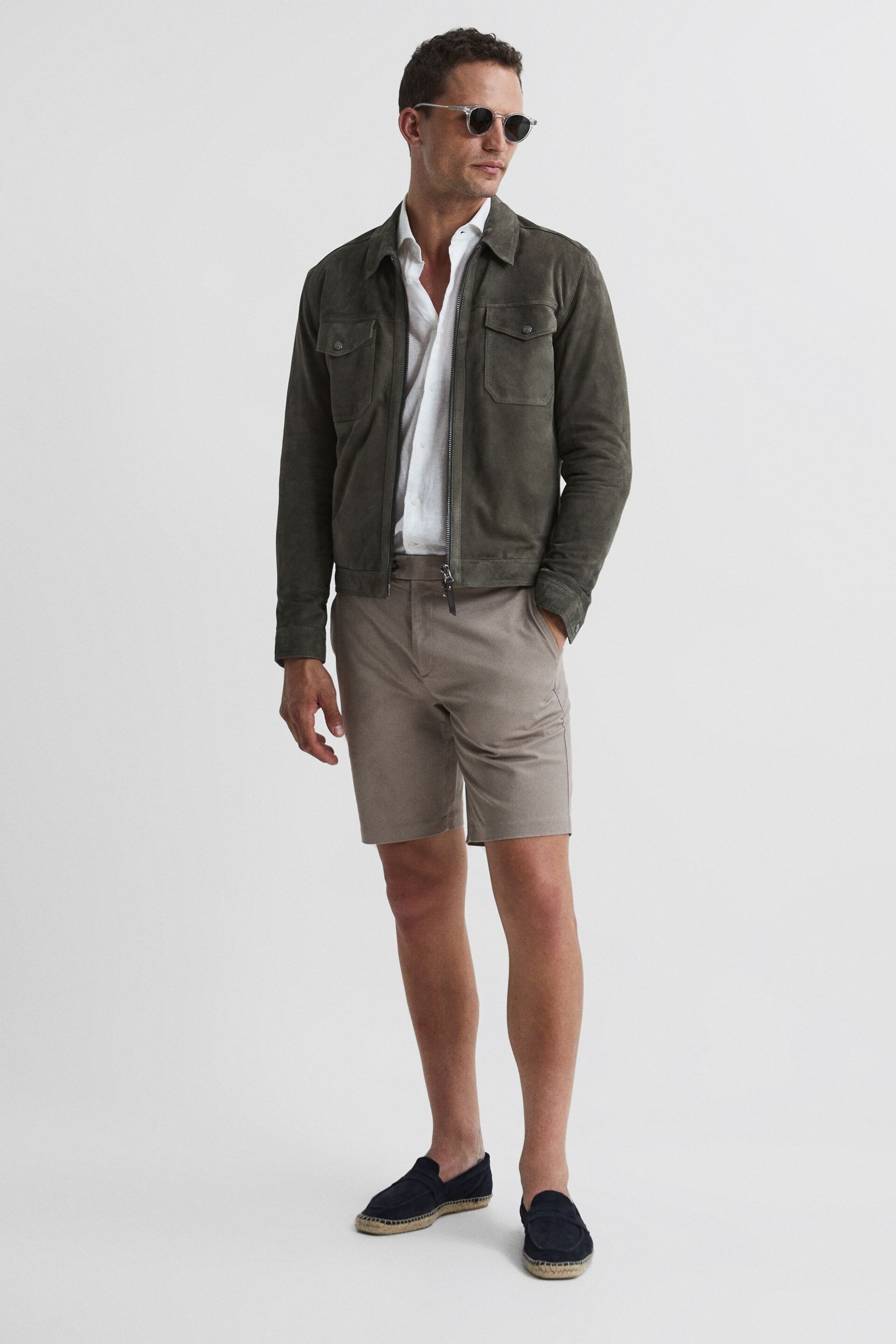 Reiss Mushroom Wicket Modern Fit Cotton Blend Chino Shorts - Image 5 of 7