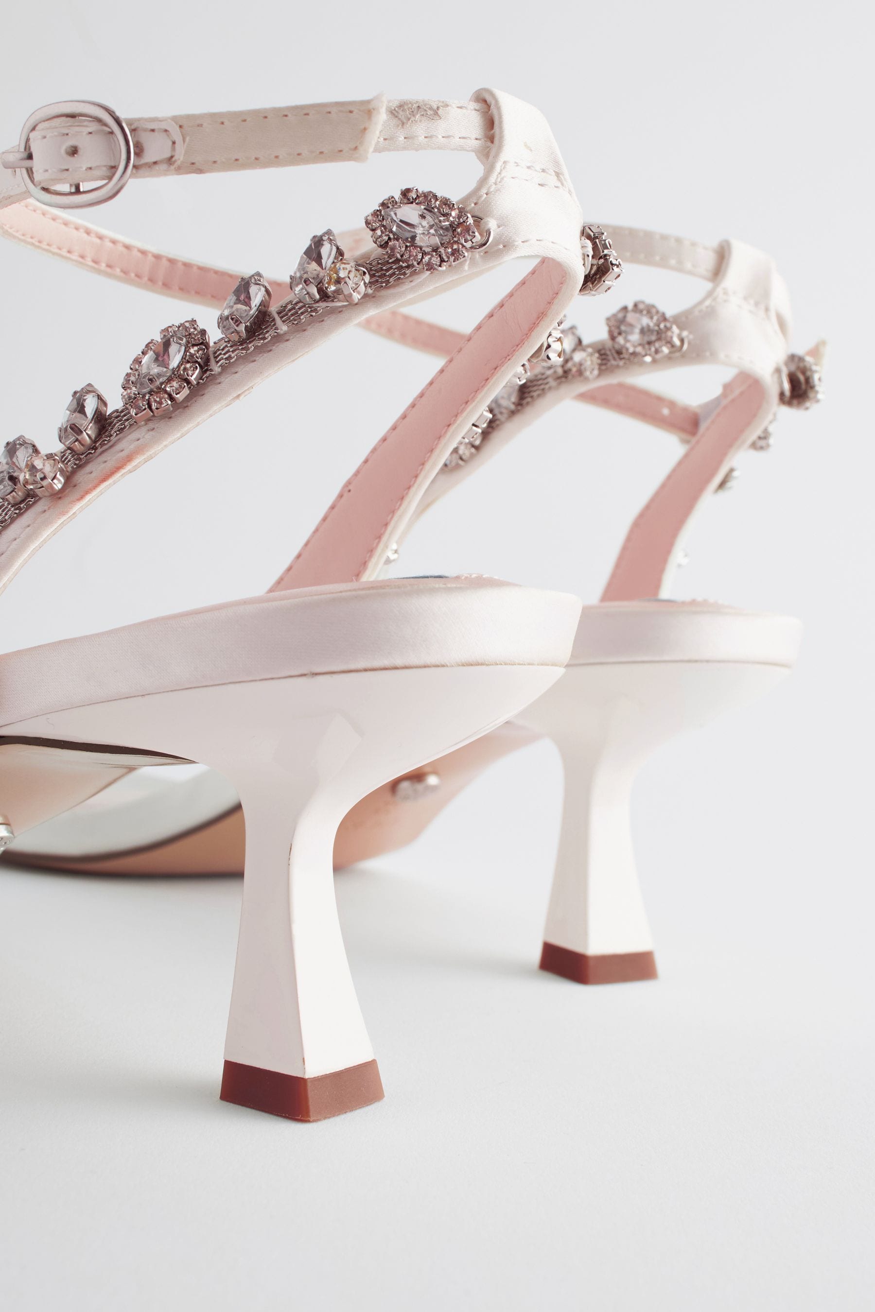 Ivory wedding sandals low heel clearance