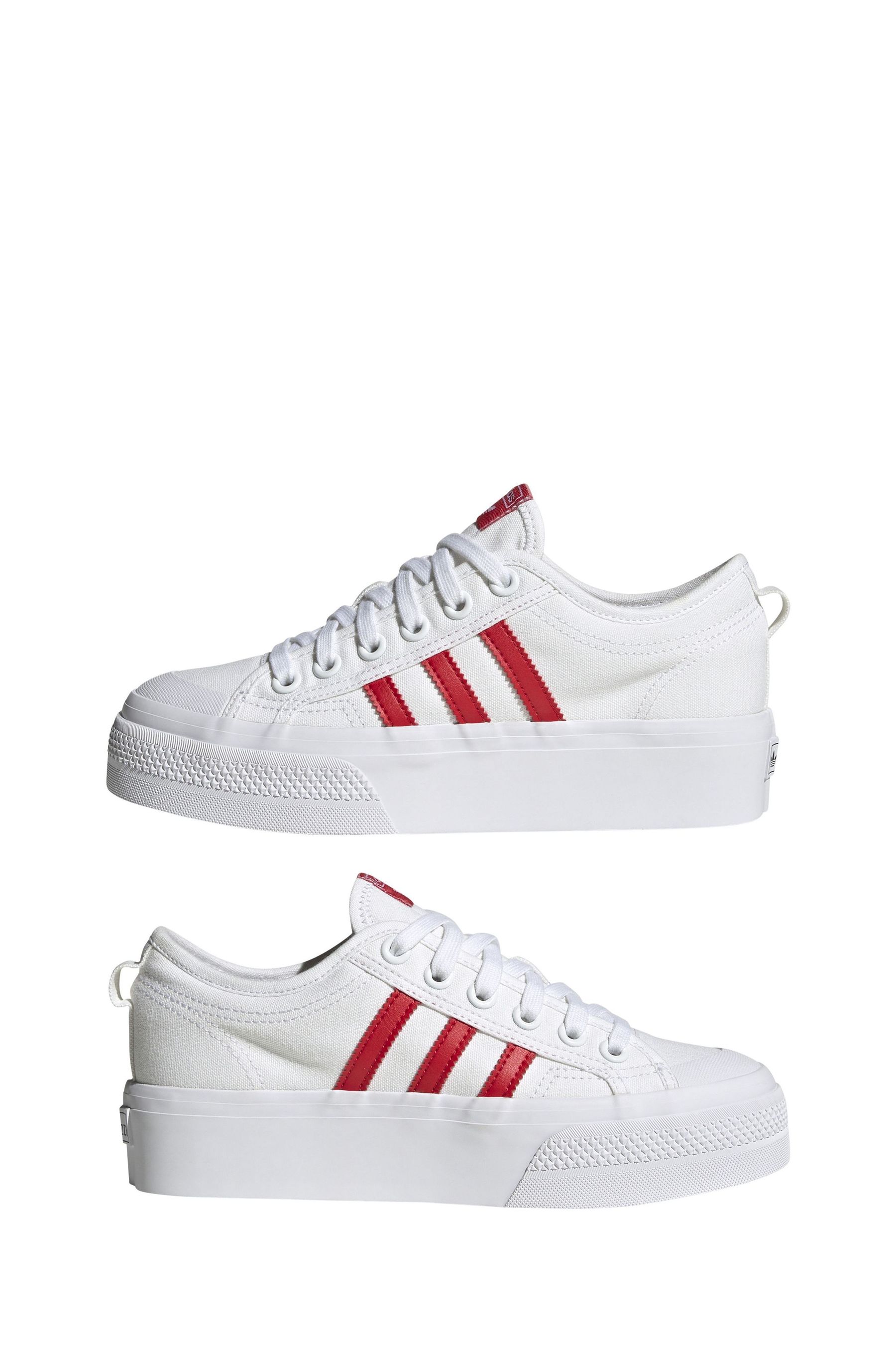 Kaufe Sie WeiB Weinrot adidas Originals Nizza Turnschuhe mit Plateausohle bei Next Deutschland