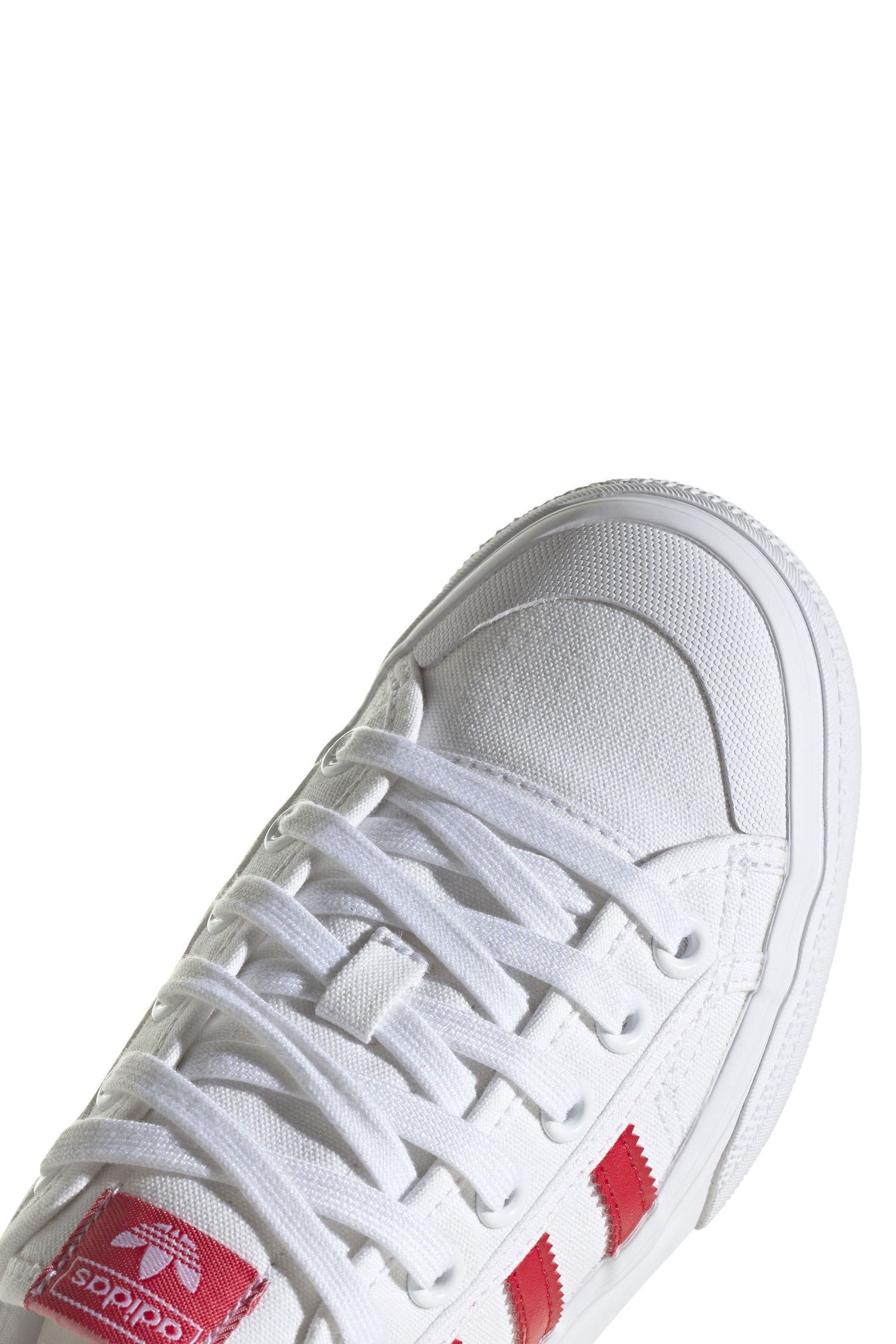 Kaufe Sie WeiB Weinrot adidas Originals Nizza Turnschuhe mit Plateausohle bei Next Deutschland