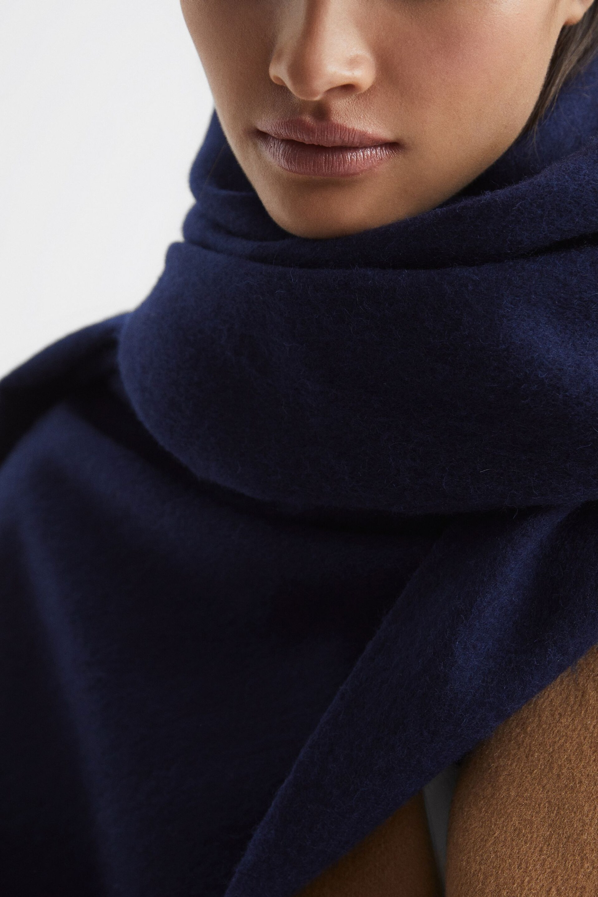 Reiss Navy Picton Wool-Cashmere Scarf - Image 3 of 4