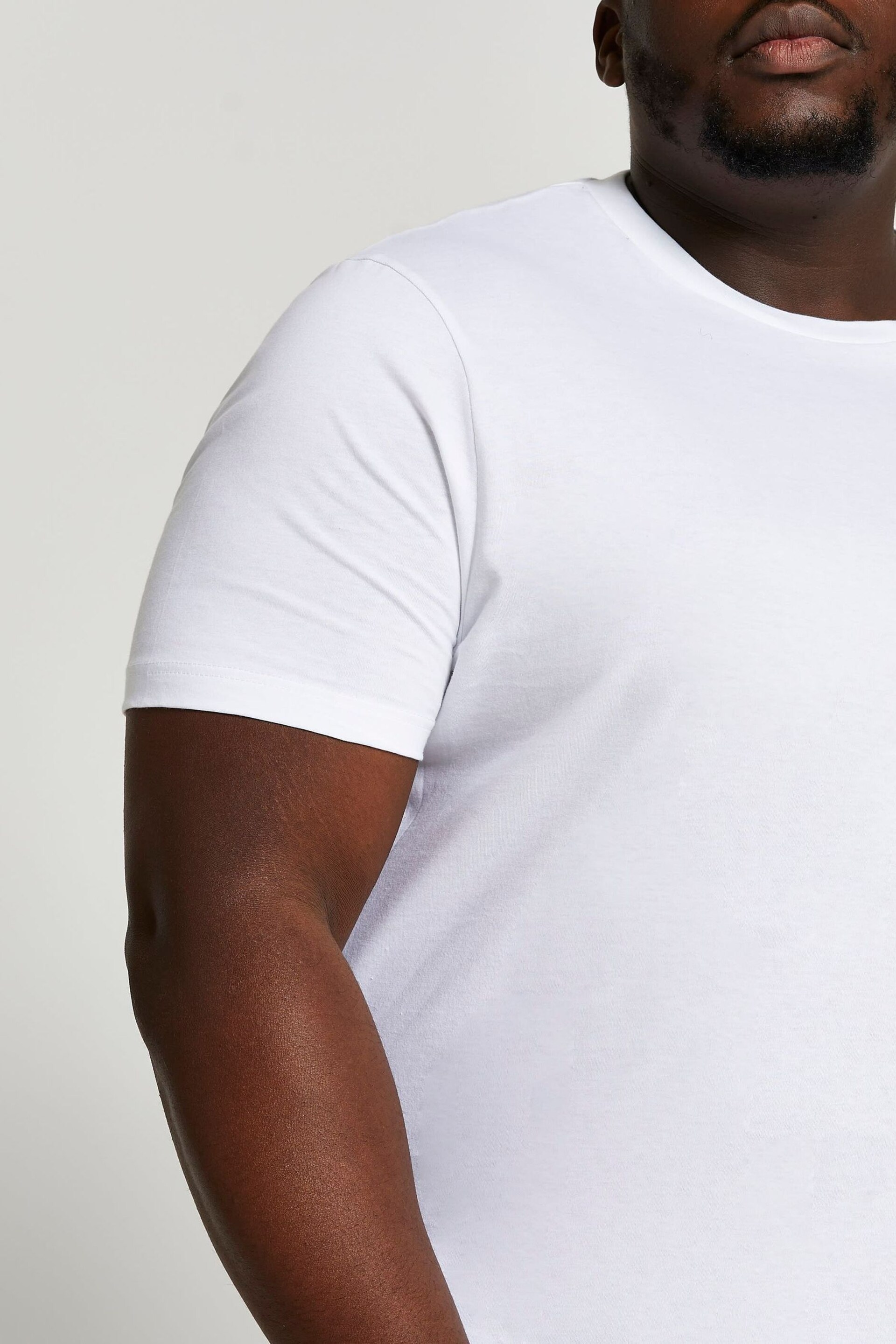 River Island White Big & Tall Slim Fit T-Shirt - Image 3 of 4