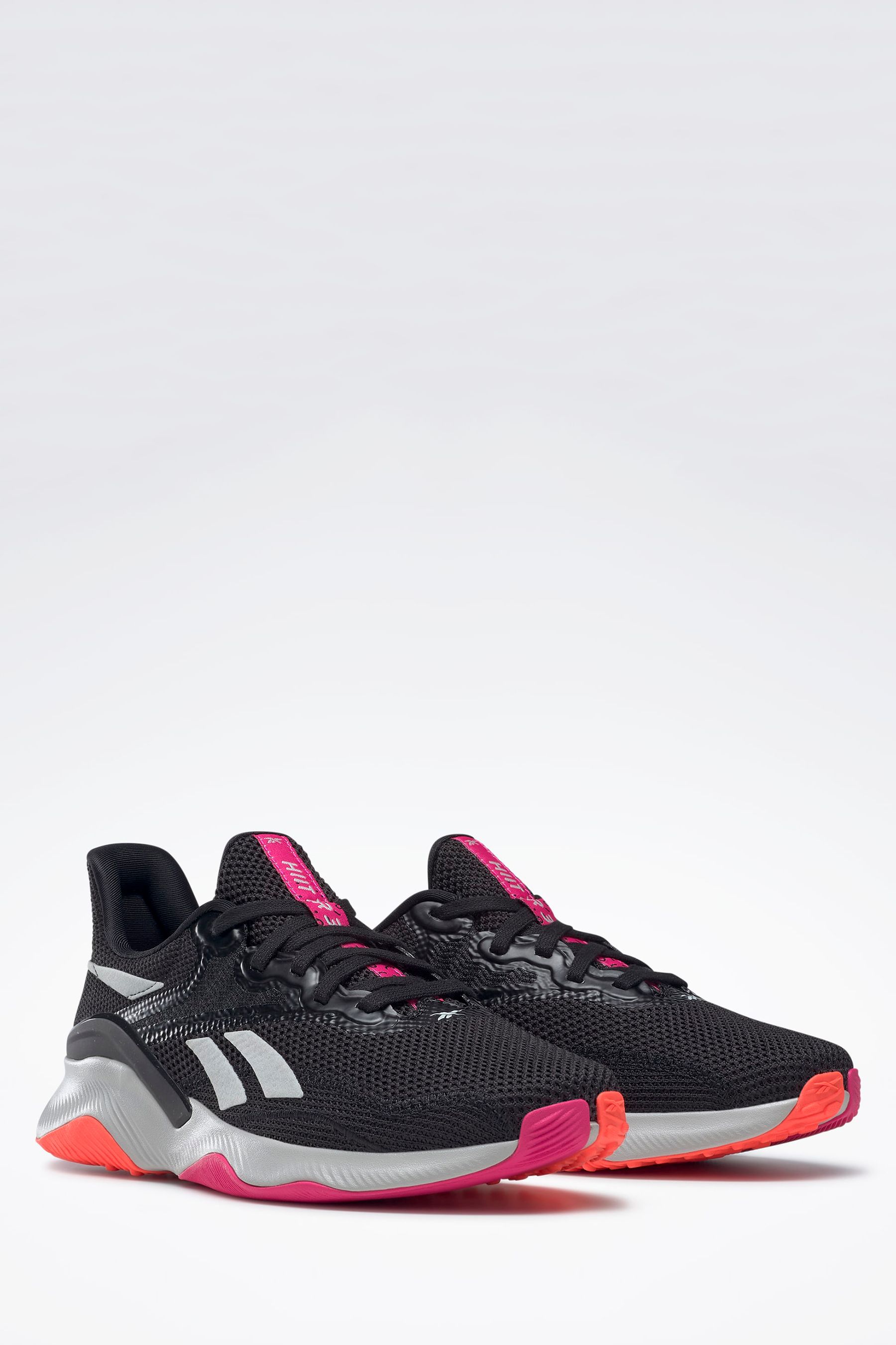 Sneakers for hiit hot sale