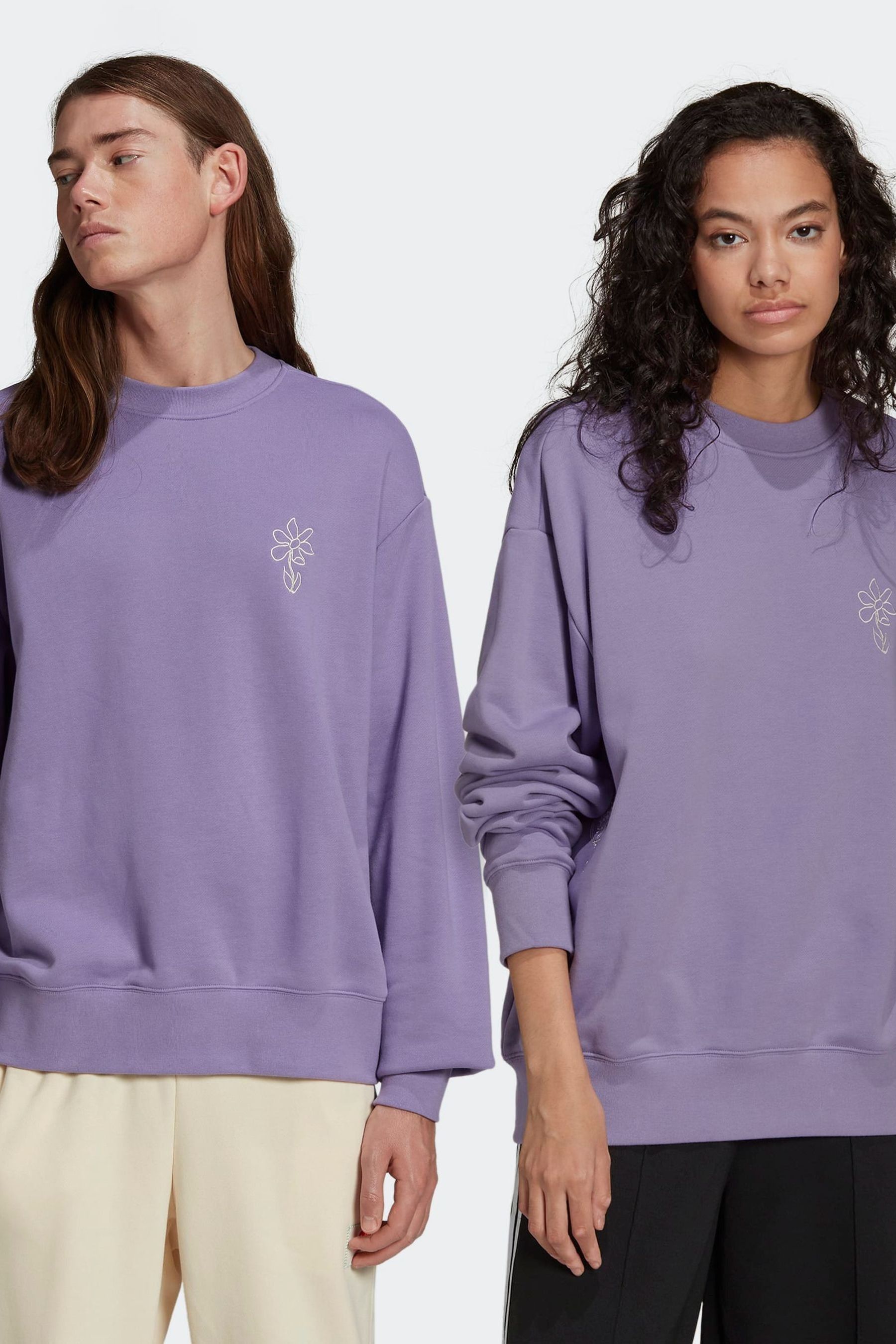 Kaufe Sie adidas originals Geschlechtsneutraler V Day Sweateraus 100 Baumwolle bei Next Deutschland