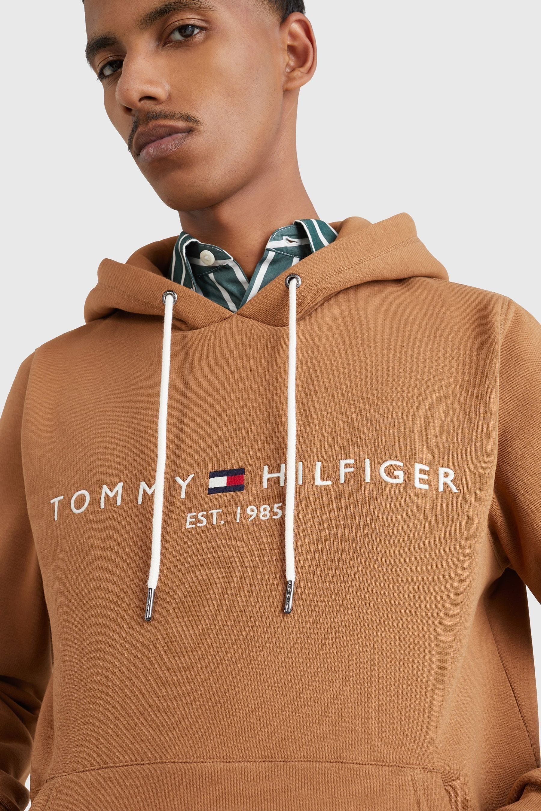 Tommy hilfiger olive hoodie hot sale