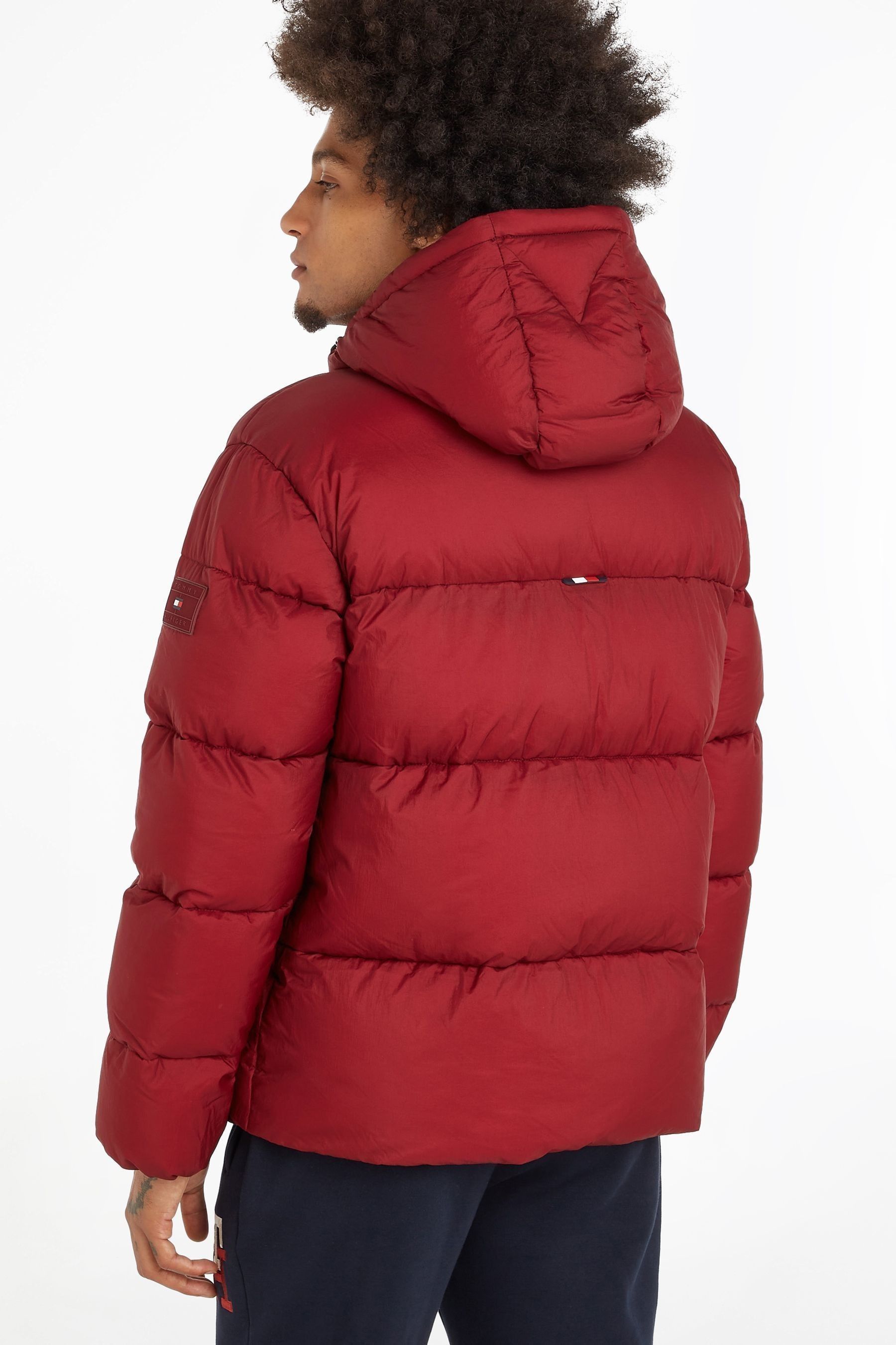 Red puffer jacket tommy hilfiger deals