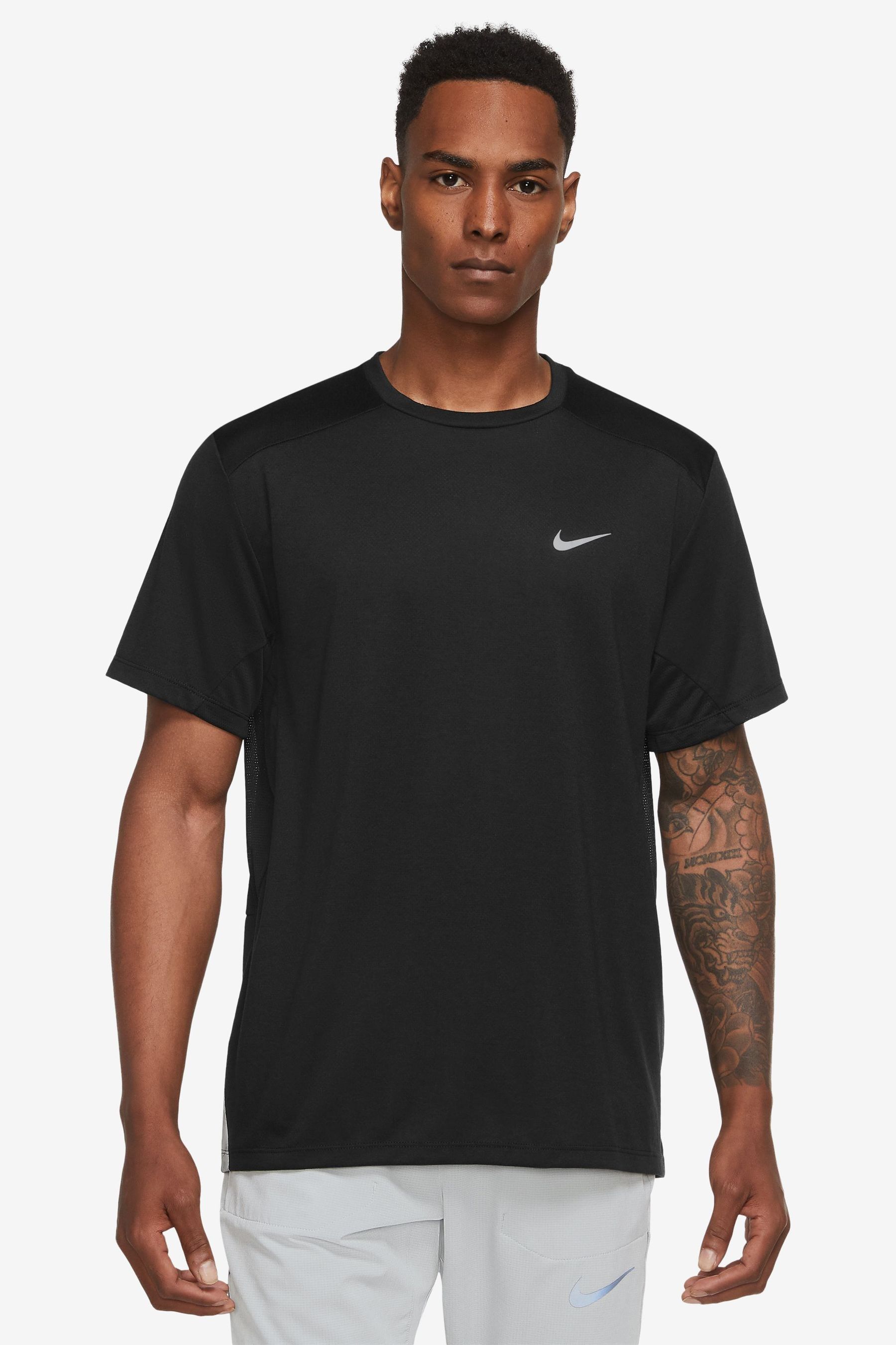 Nike 365 shirt 2025