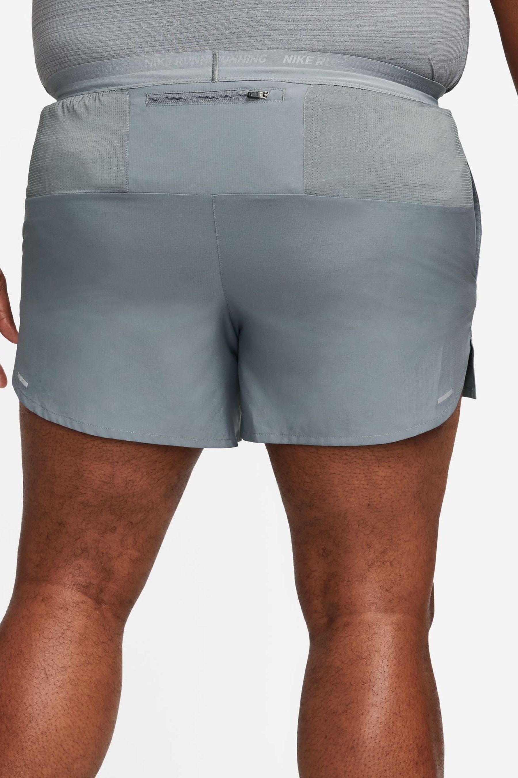 Nike 6 inch running shorts online