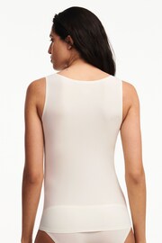 Chantelle Soft Stretch Seamless One Size Vest Top - Image 2 of 3
