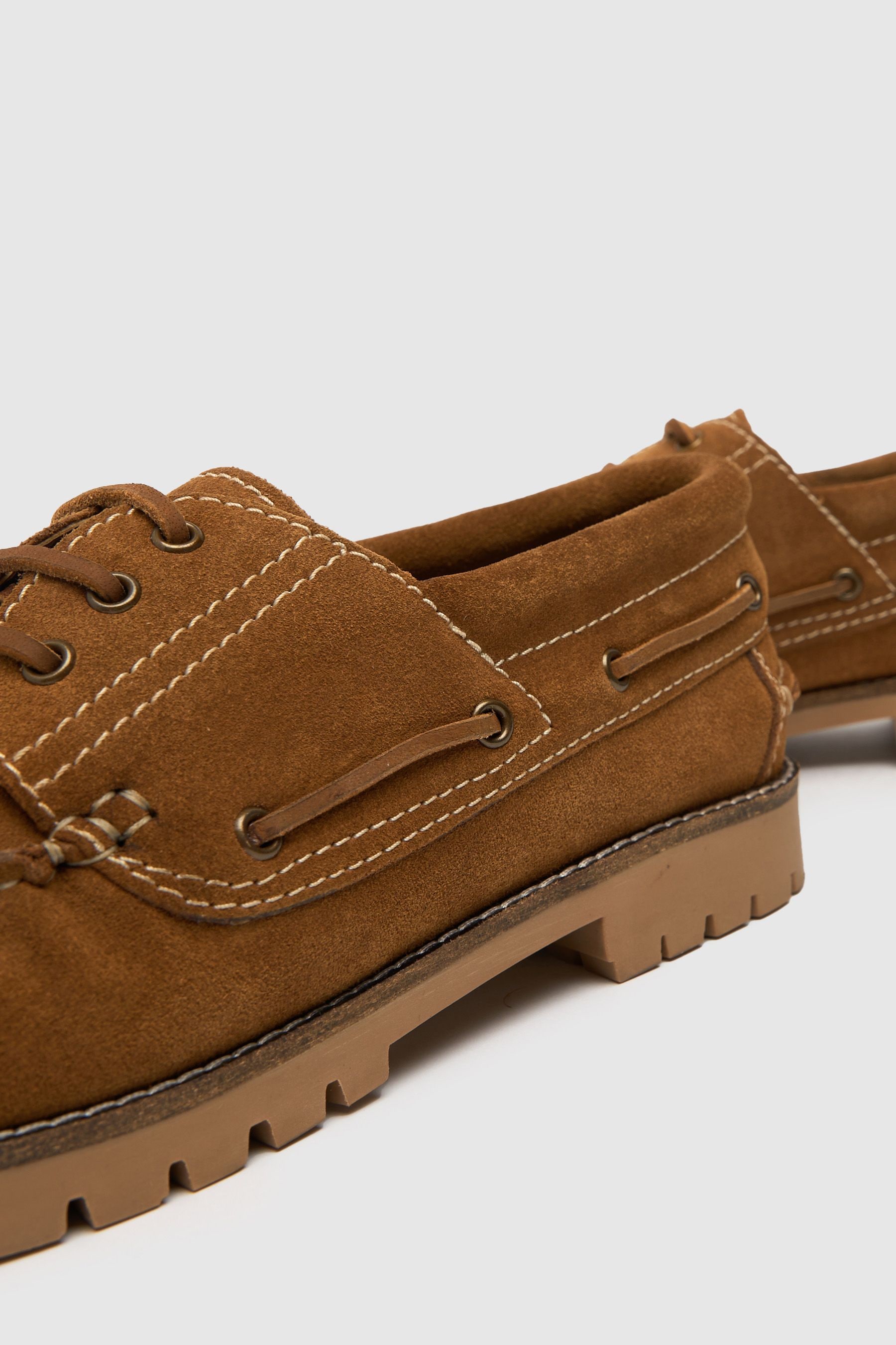 Schuh deck shoes store