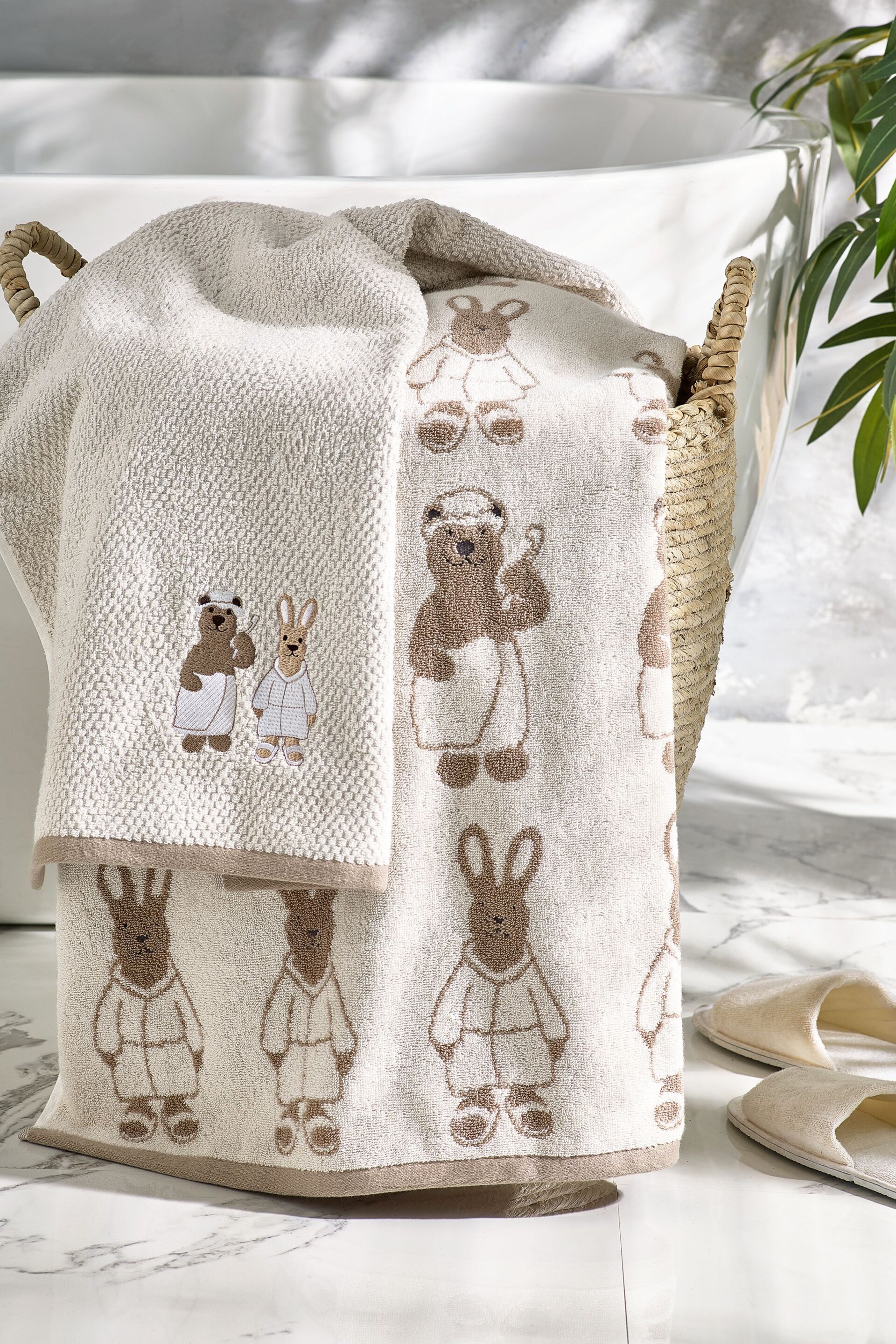 Natural 100% Cotton Woodland Spa Towels - Image 2 of 4