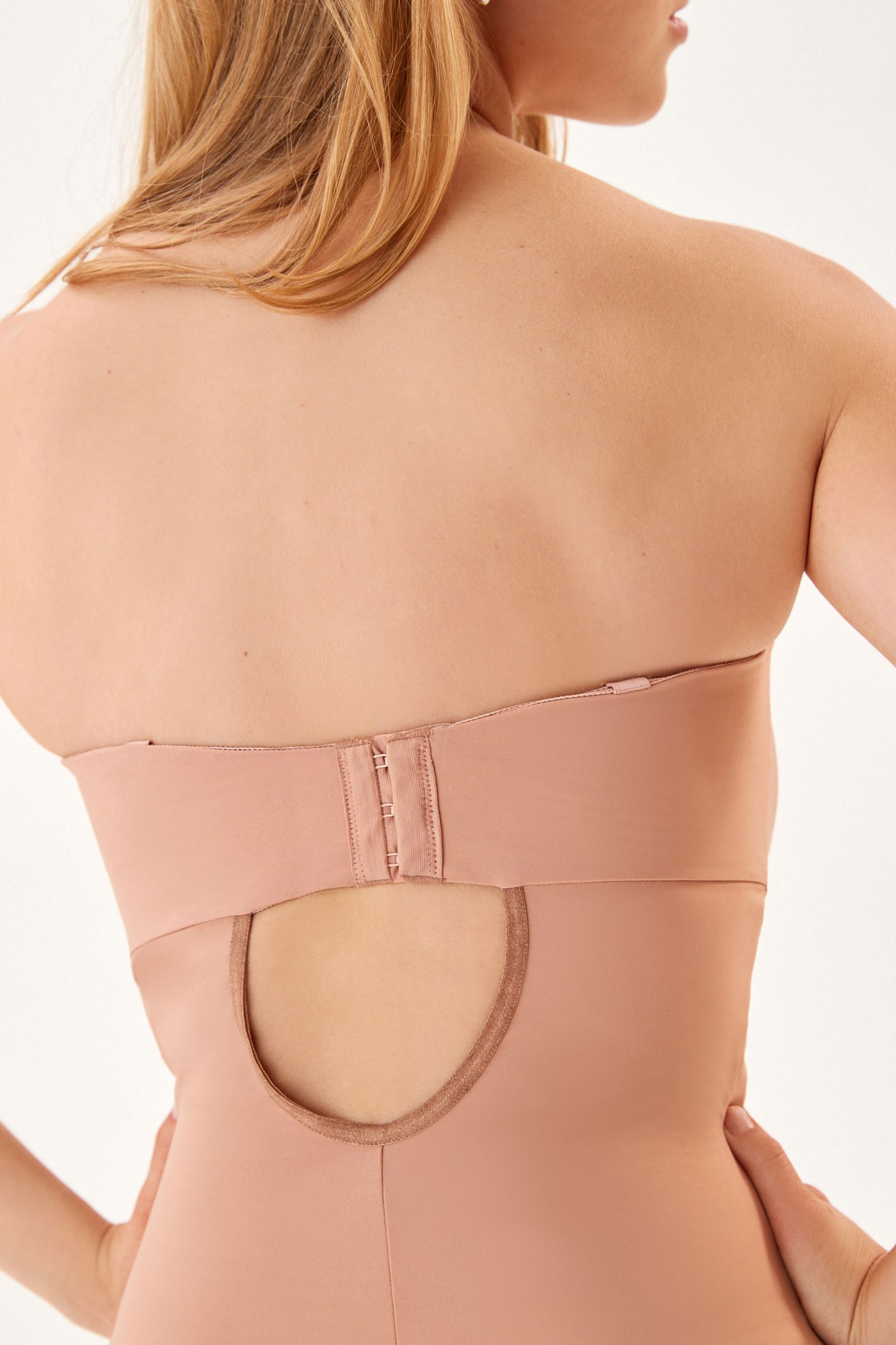 Nude DD+ Minimising Tummy Control Smoothing Strapless Bodysuit - Image 3 of 4