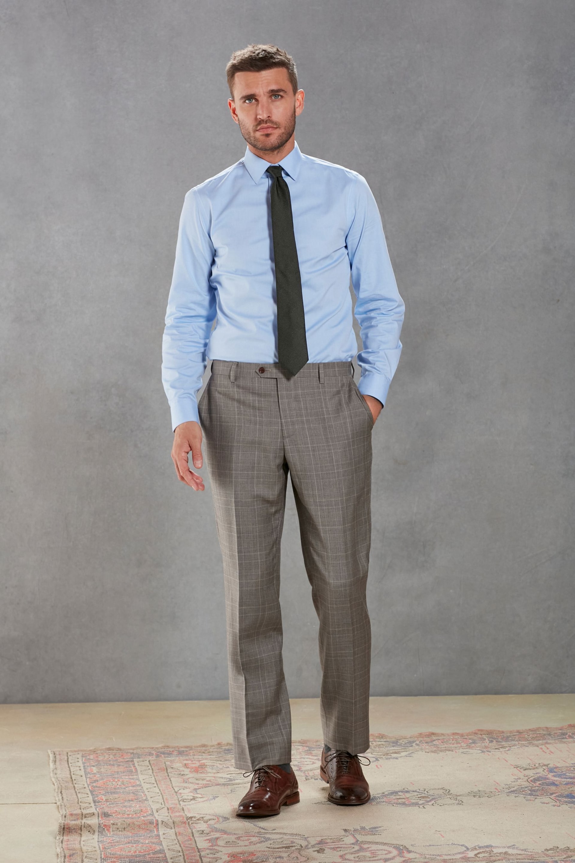 Neutral Signature British Fabric Check Suit: Trousers - Image 2 of 11