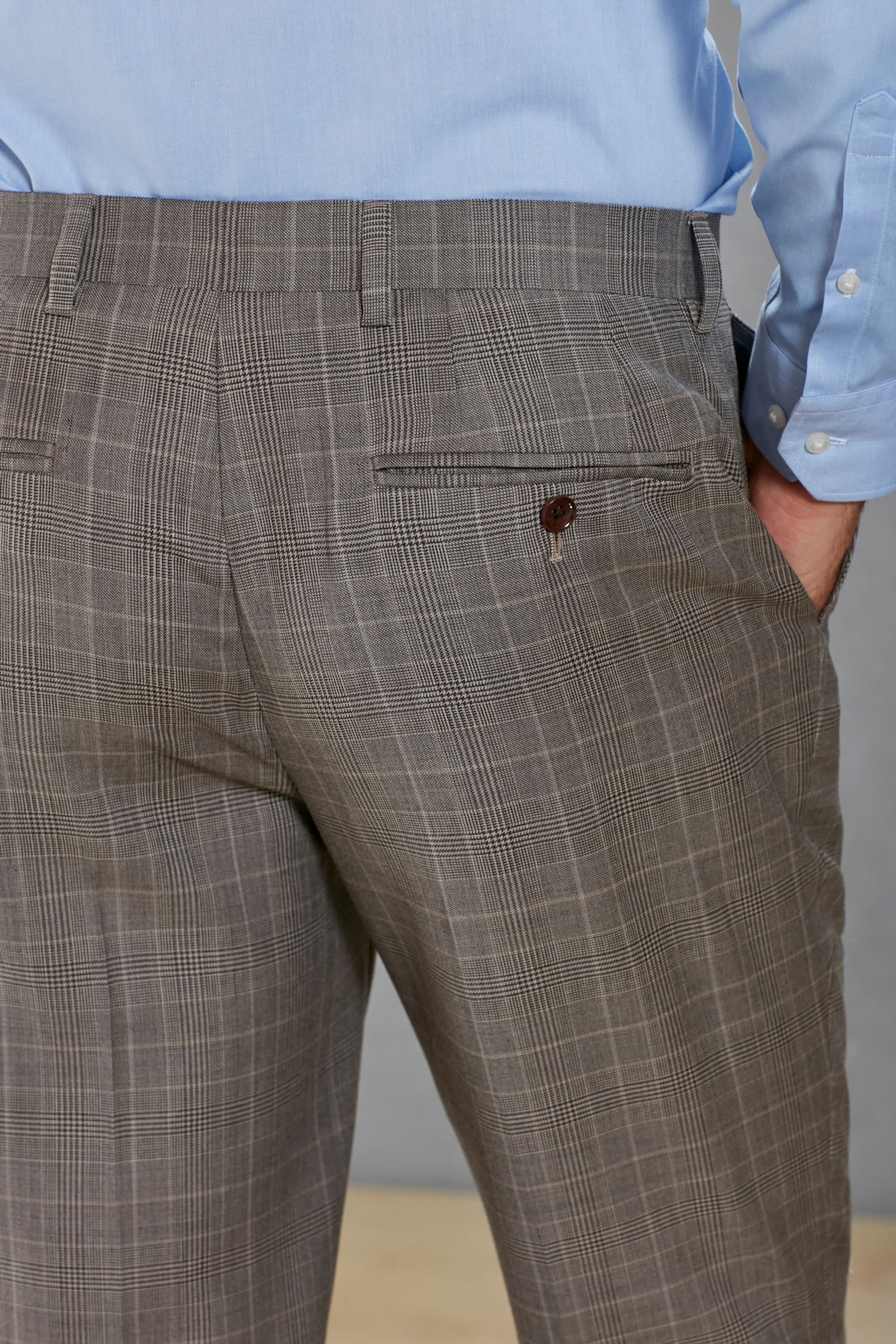 Neutral Signature British Fabric Check Suit: Trousers - Image 6 of 11