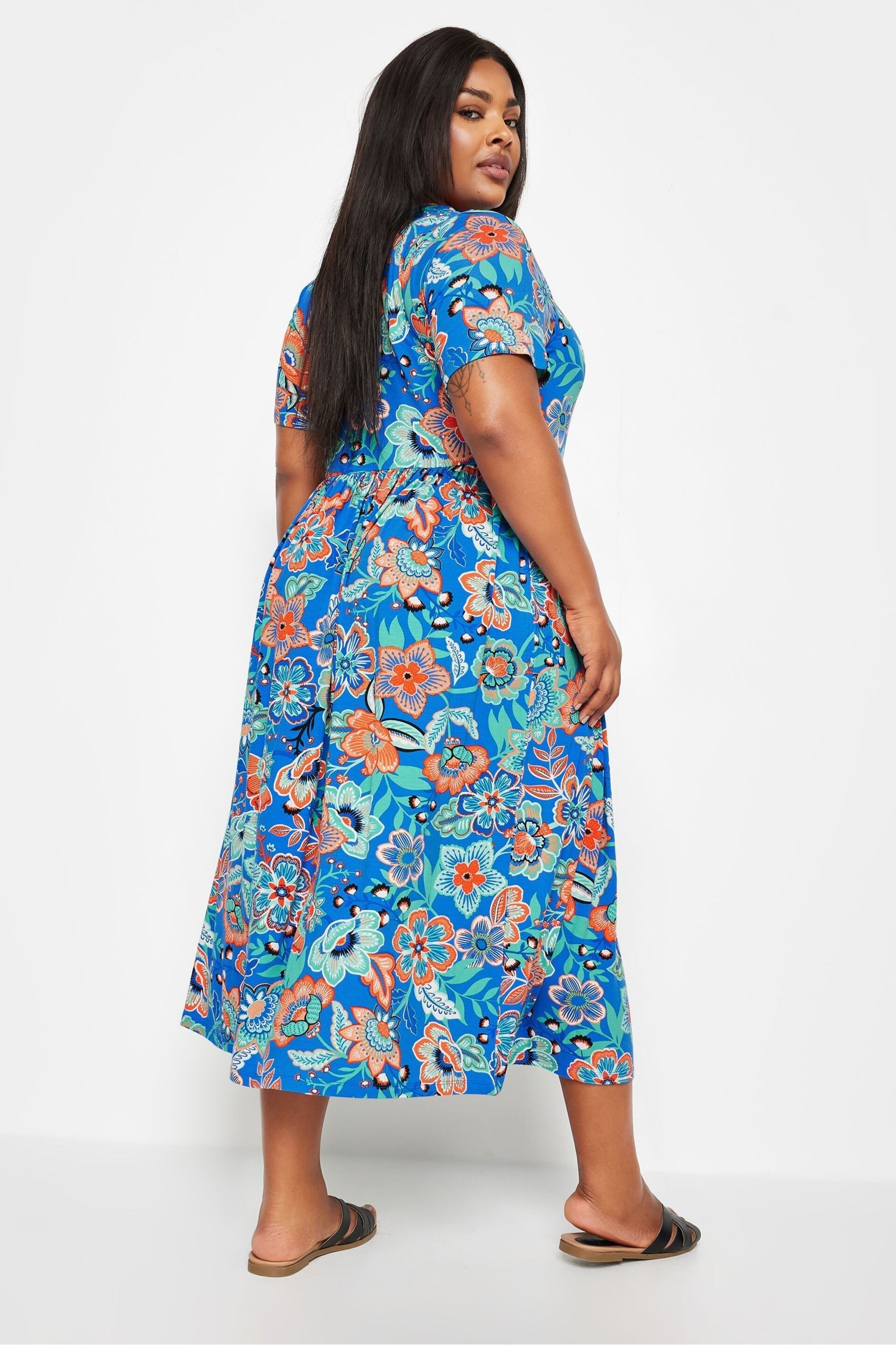 Yours Curve Blue Floral Print Midi Smock Dress - Image 3 of 5