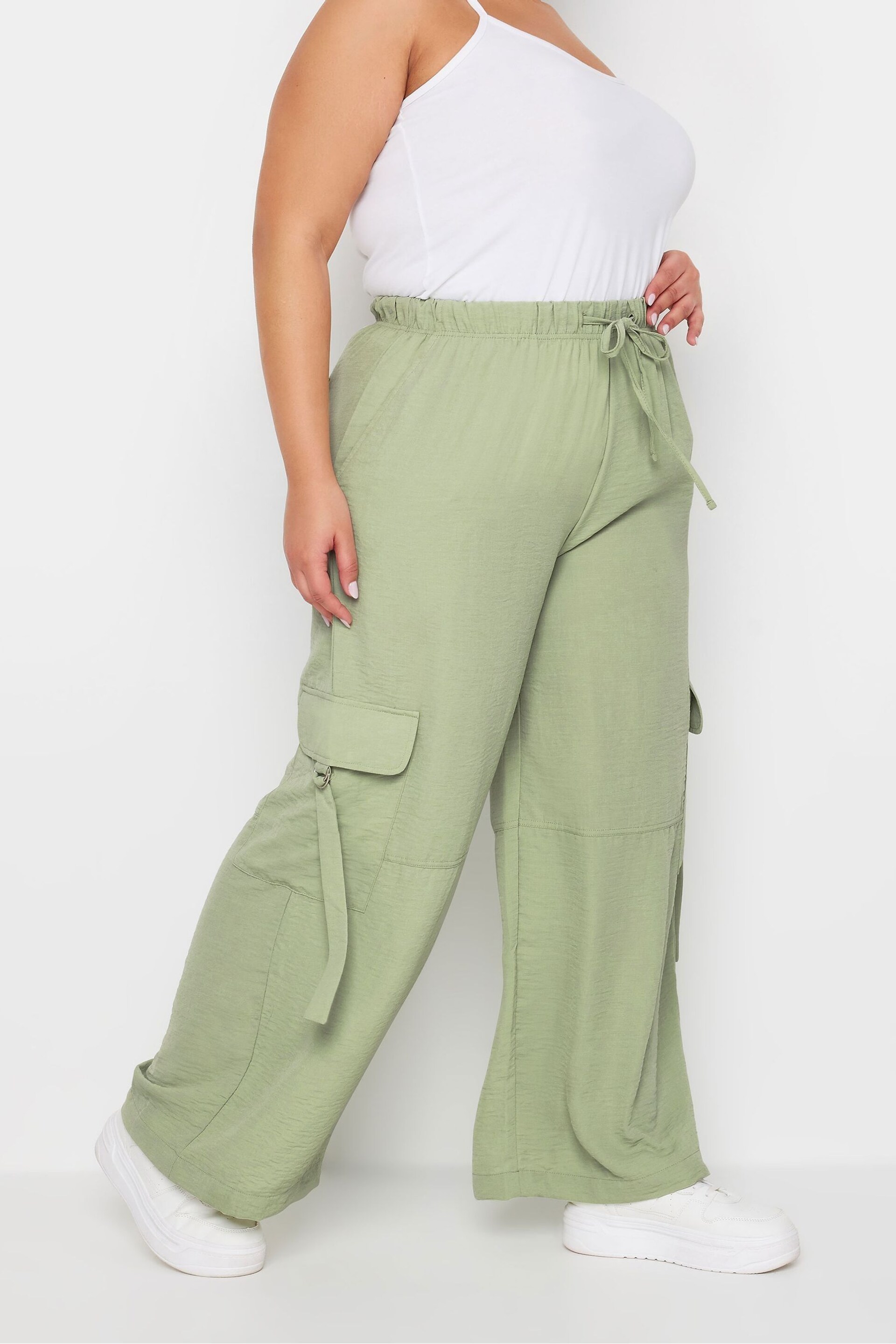 Yours Curve Green Twill Cargo Trousers - Image 1 of 5