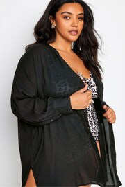 Yours Curve Black Black Button Up Beach Shirt - Image 3 of 4