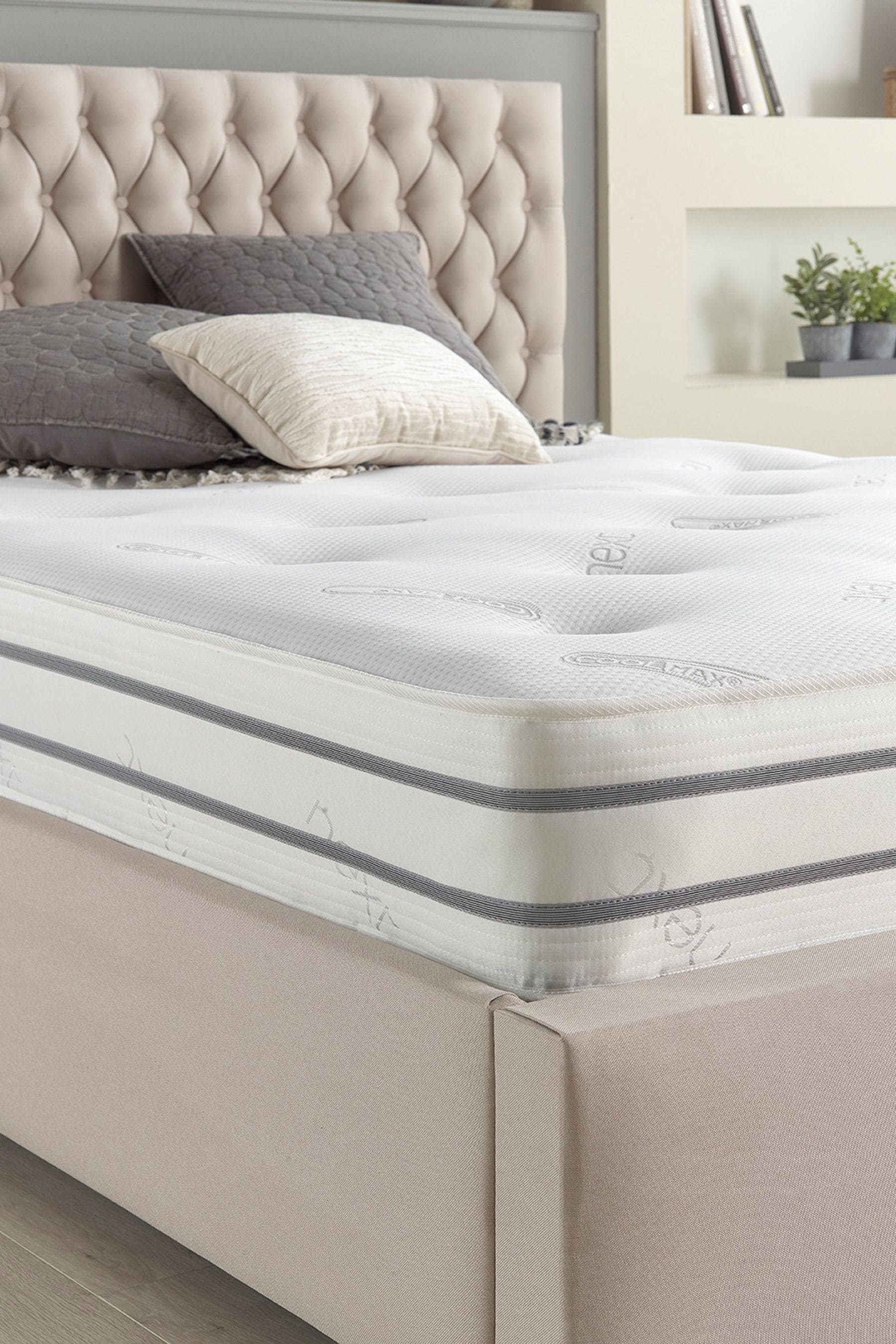 Slumber 1 8 inch sale tight top mattress