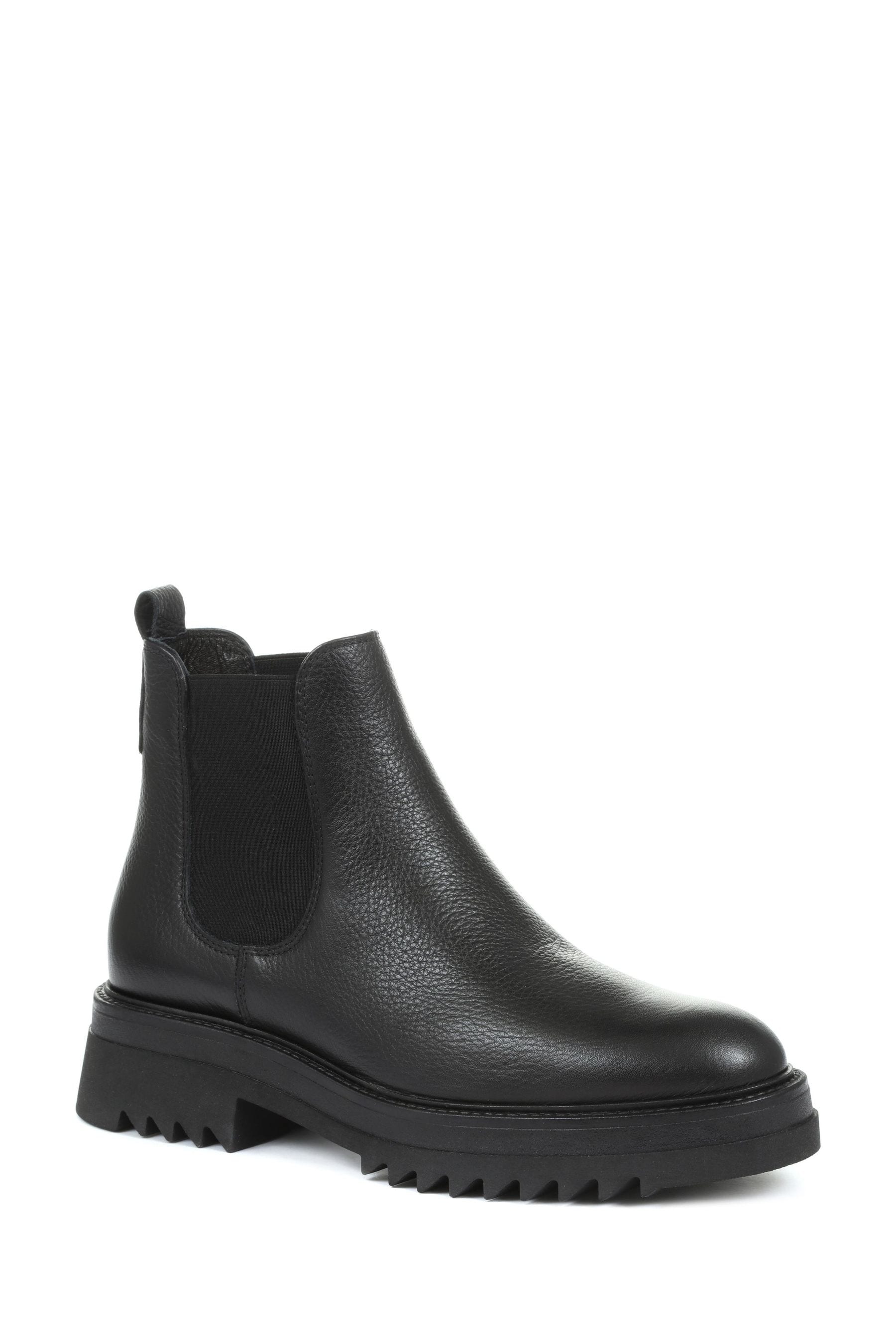 Jones chelsea sales boots ladies