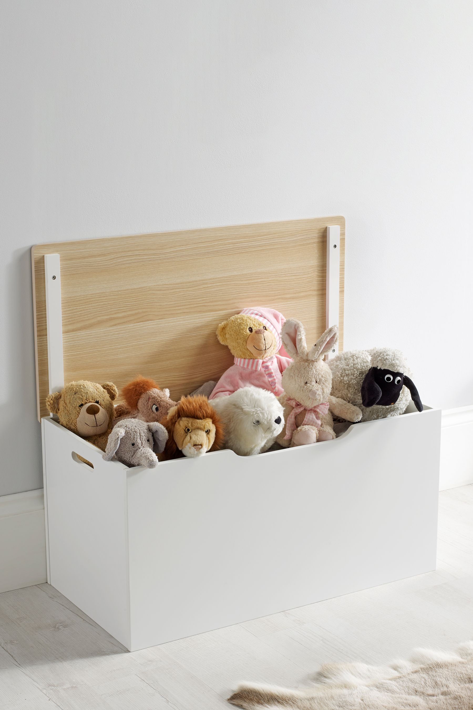 Scandi sales toy box