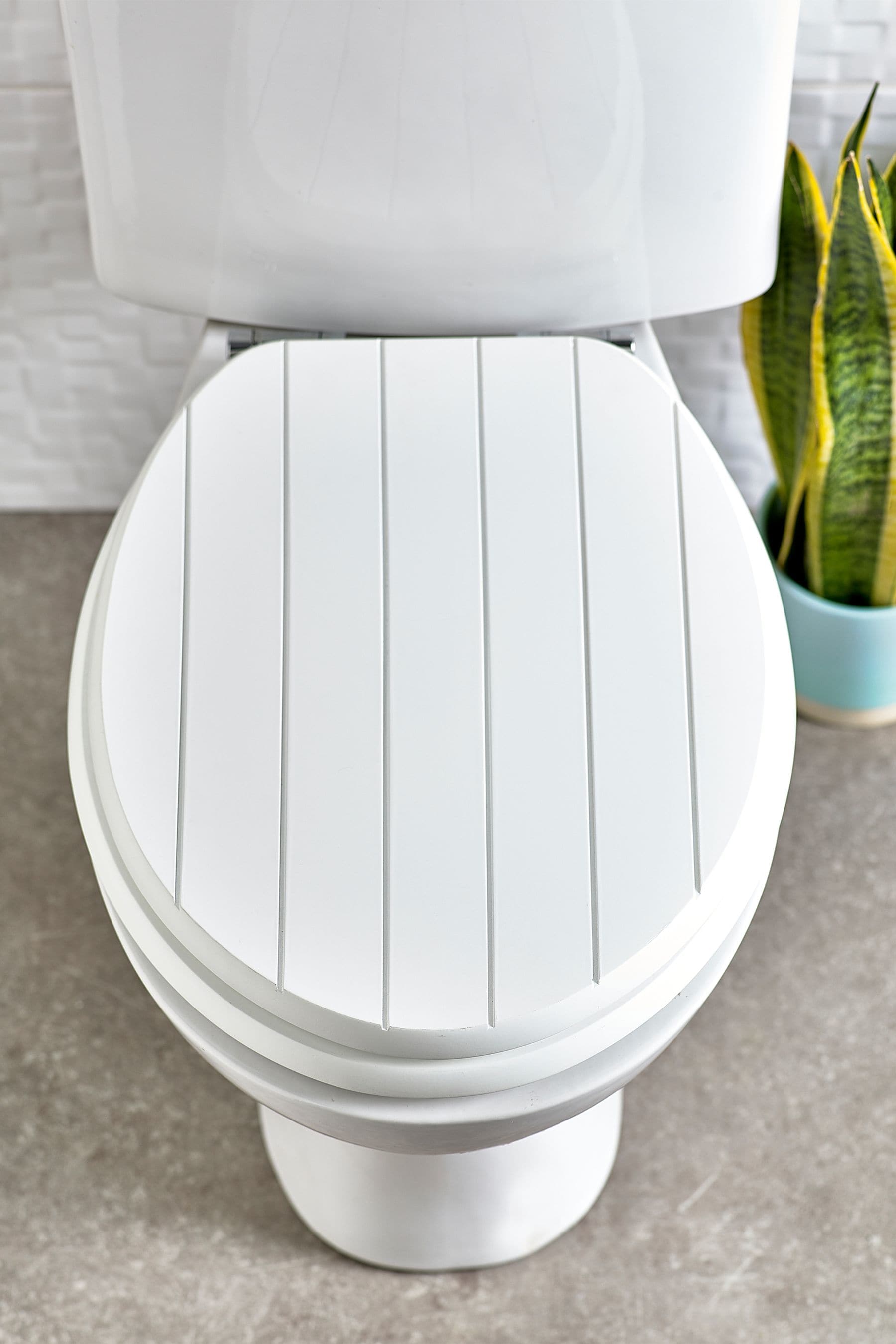 White Malvern Antibacterial Toilet Seat
