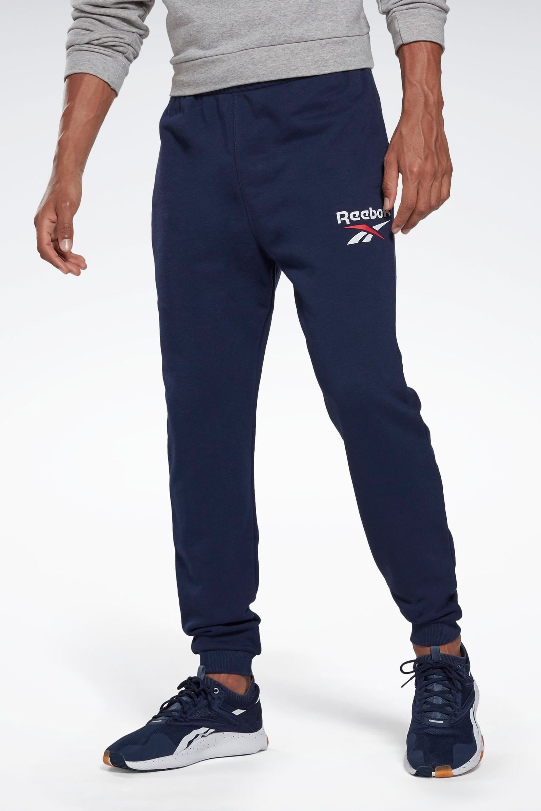 Reebok big hot sale logo joggers
