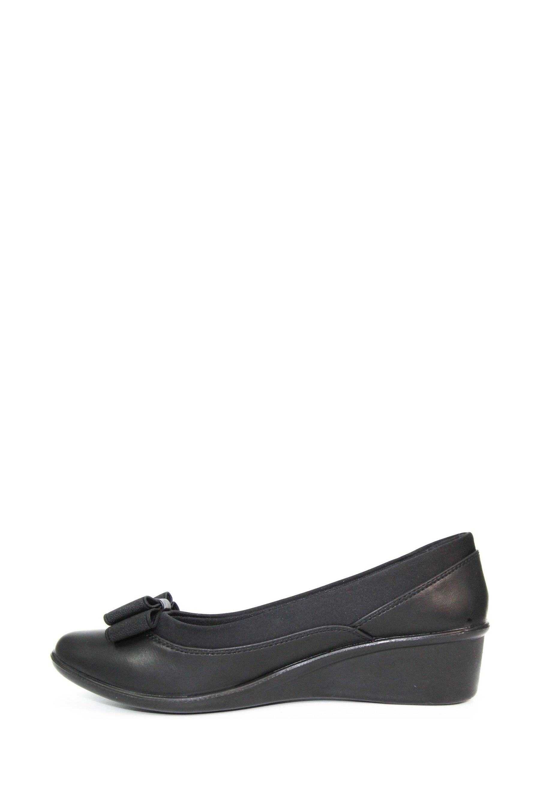 Lunar Black Deacon Comfort Shoes