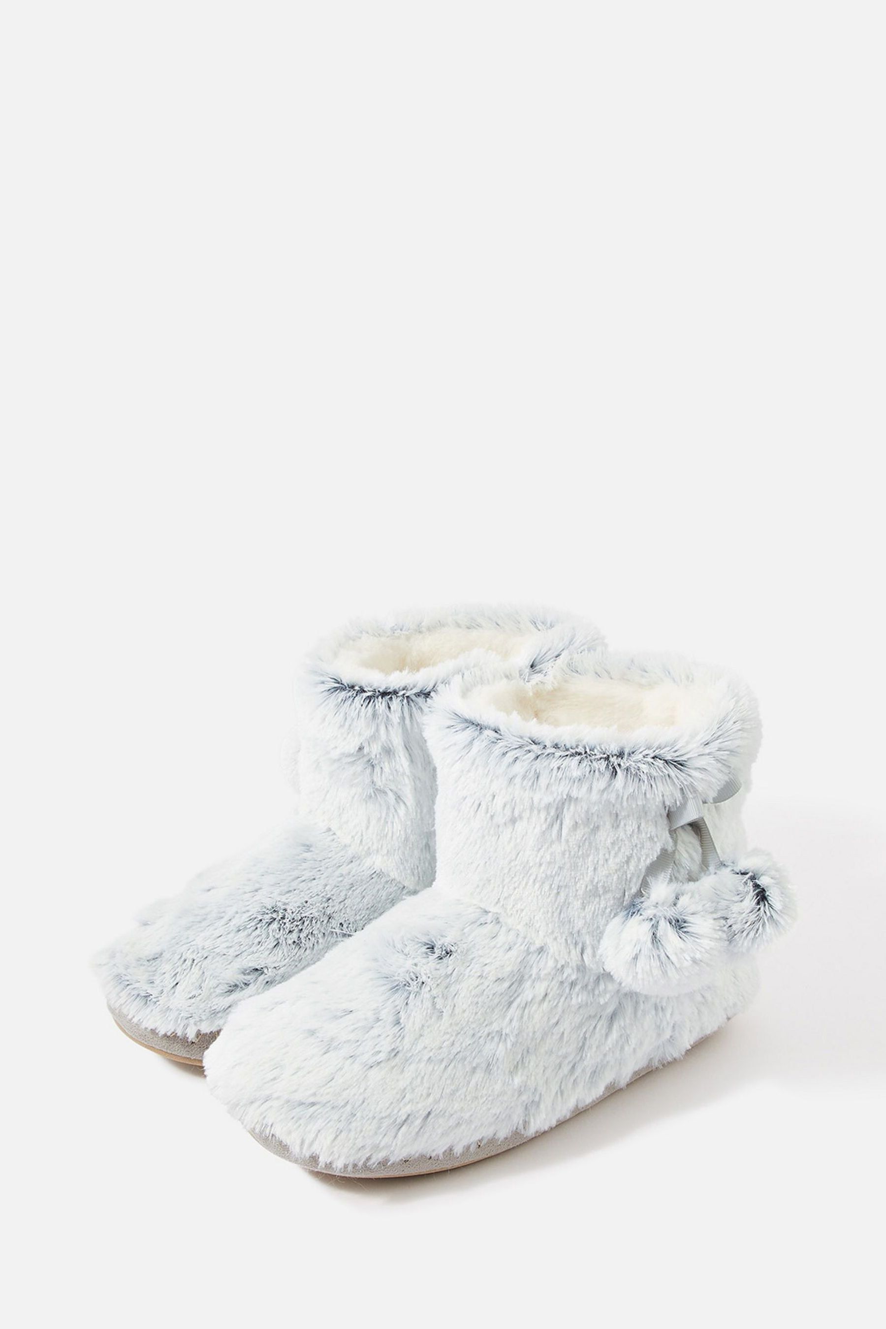 Accessorise slipper boots online
