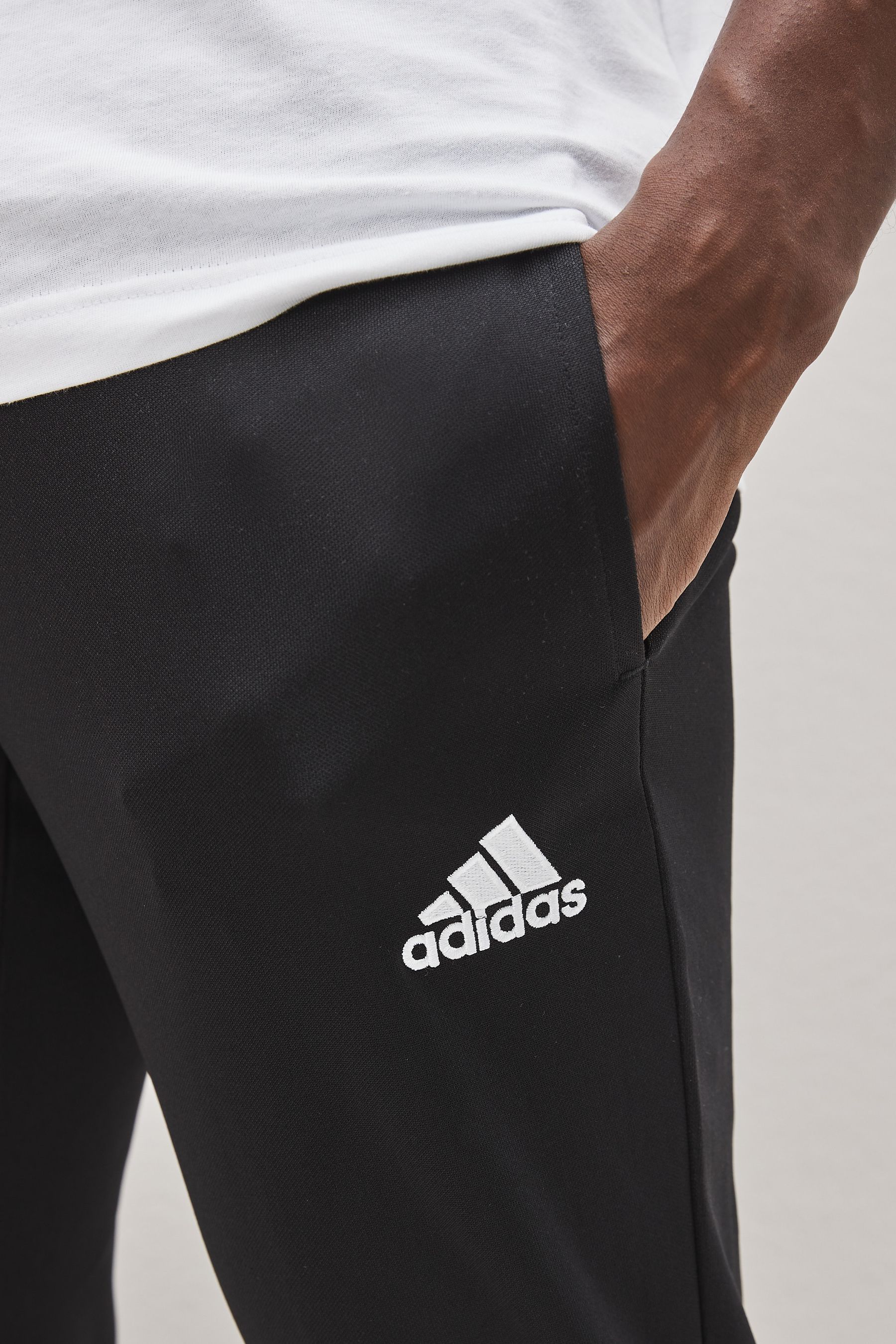 Tan training 2025 tracksuit bottoms