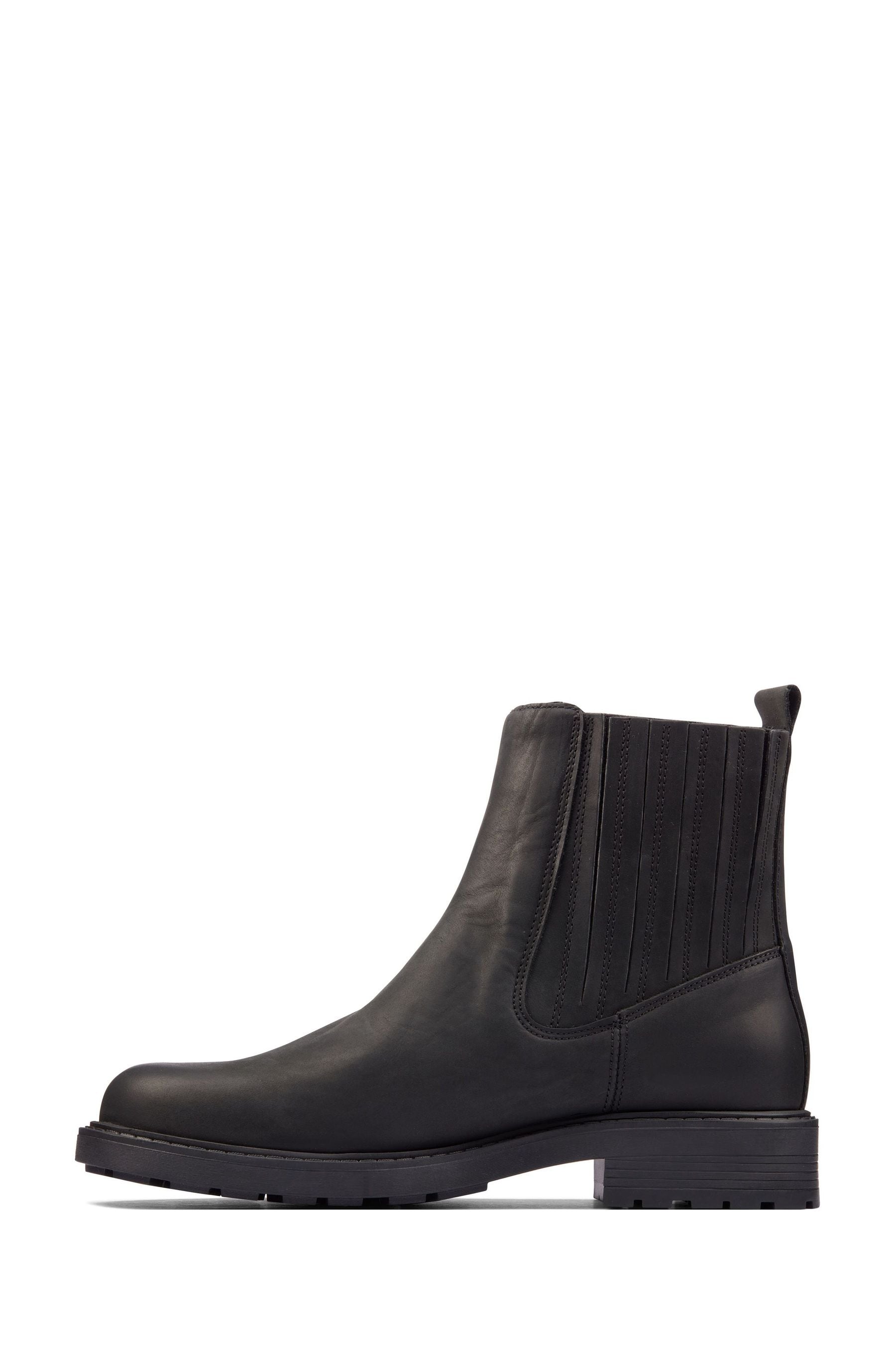 Clarks shoe boots sales ladies