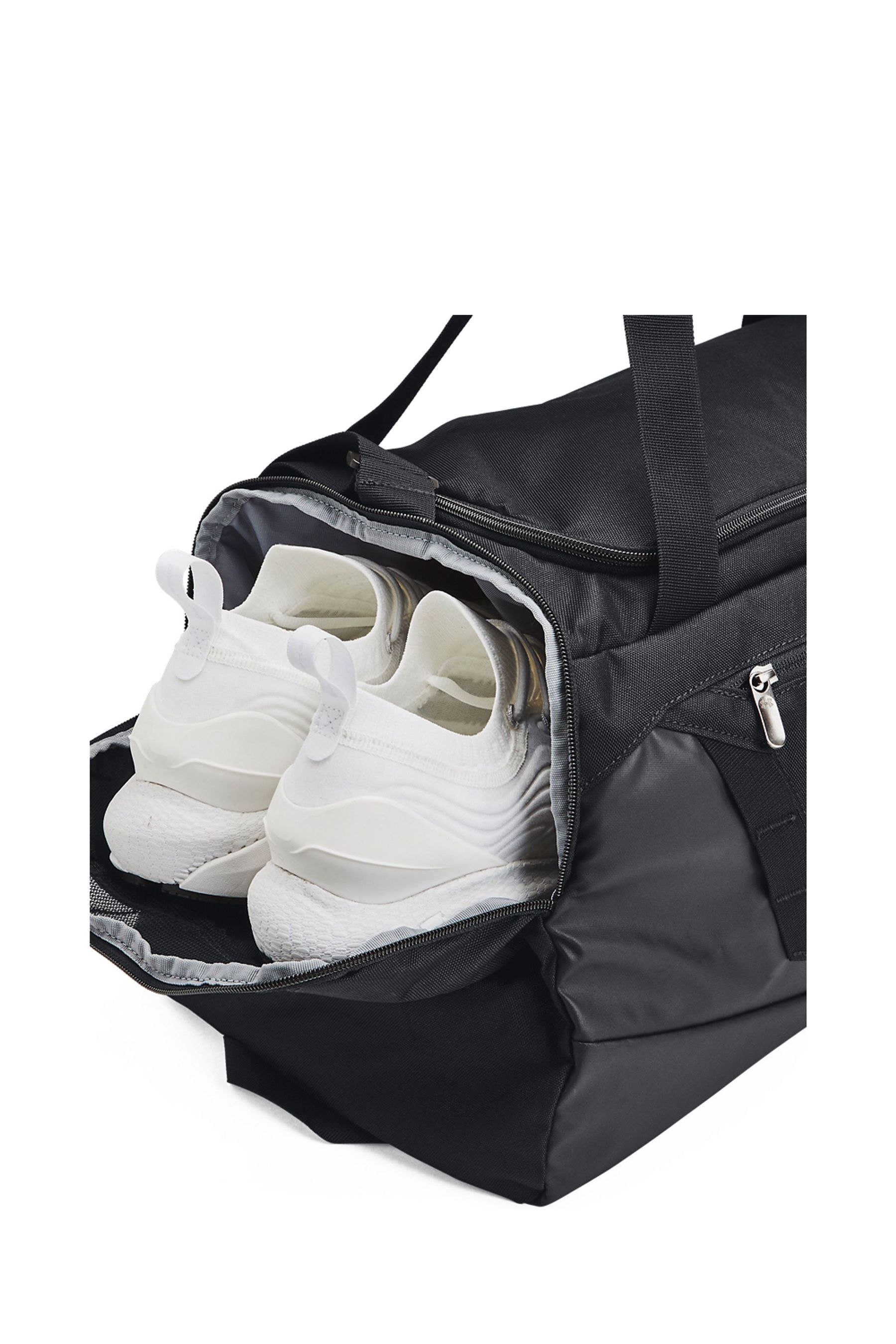 Small under armour hot sale duffle bag