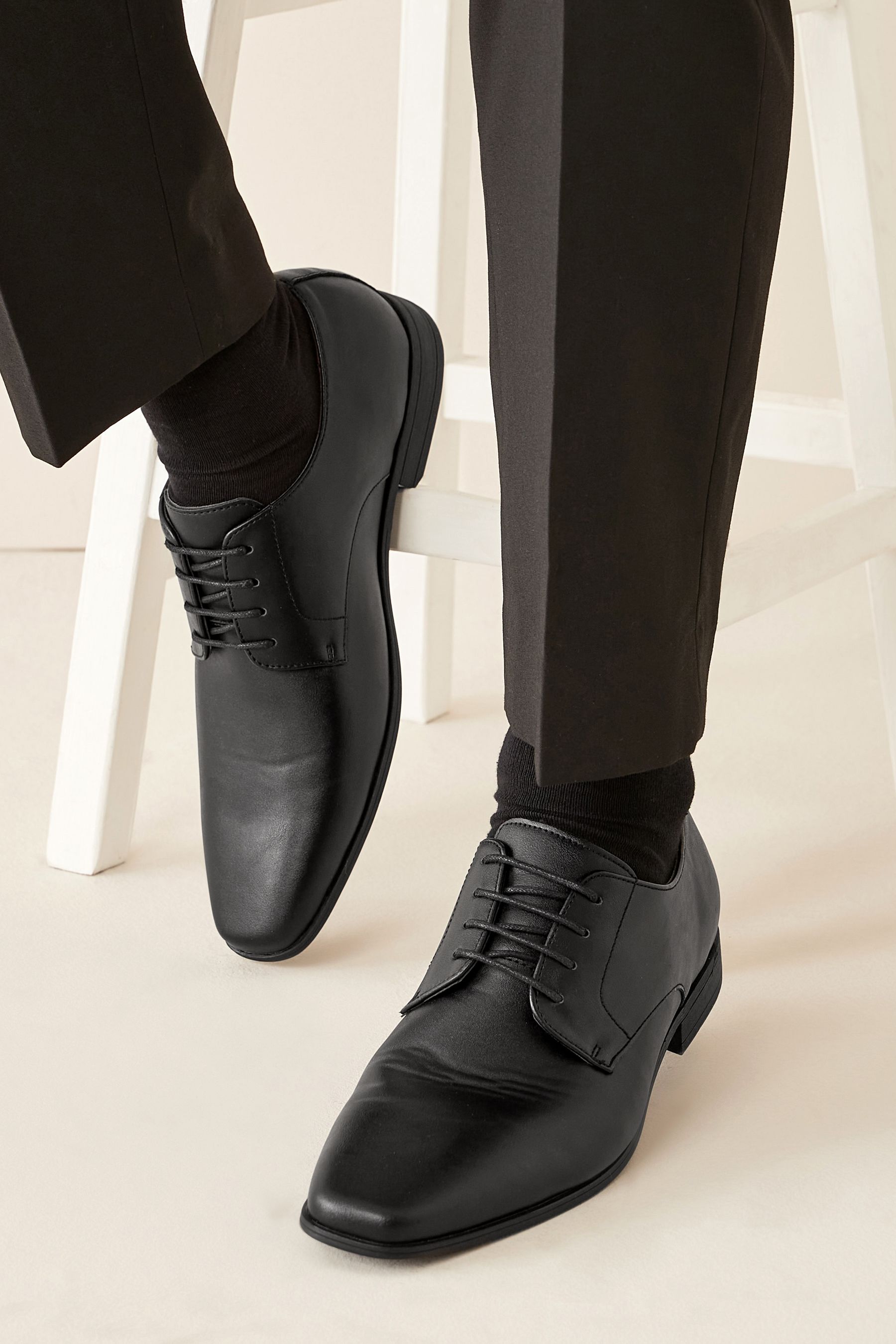 Slim dress sale shoes mens
