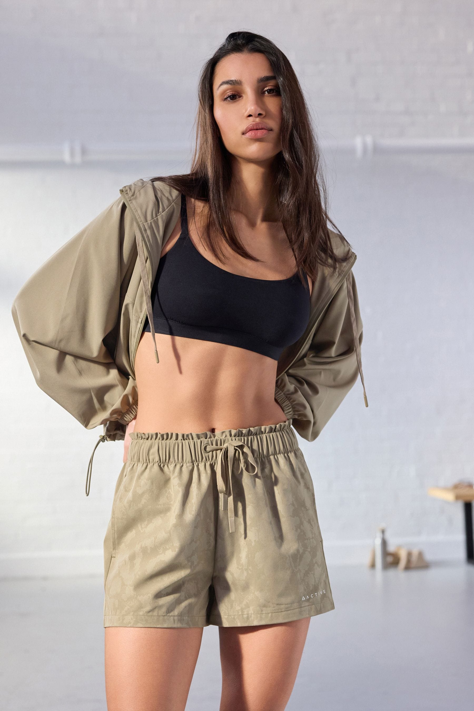 Camo paper top bag shorts