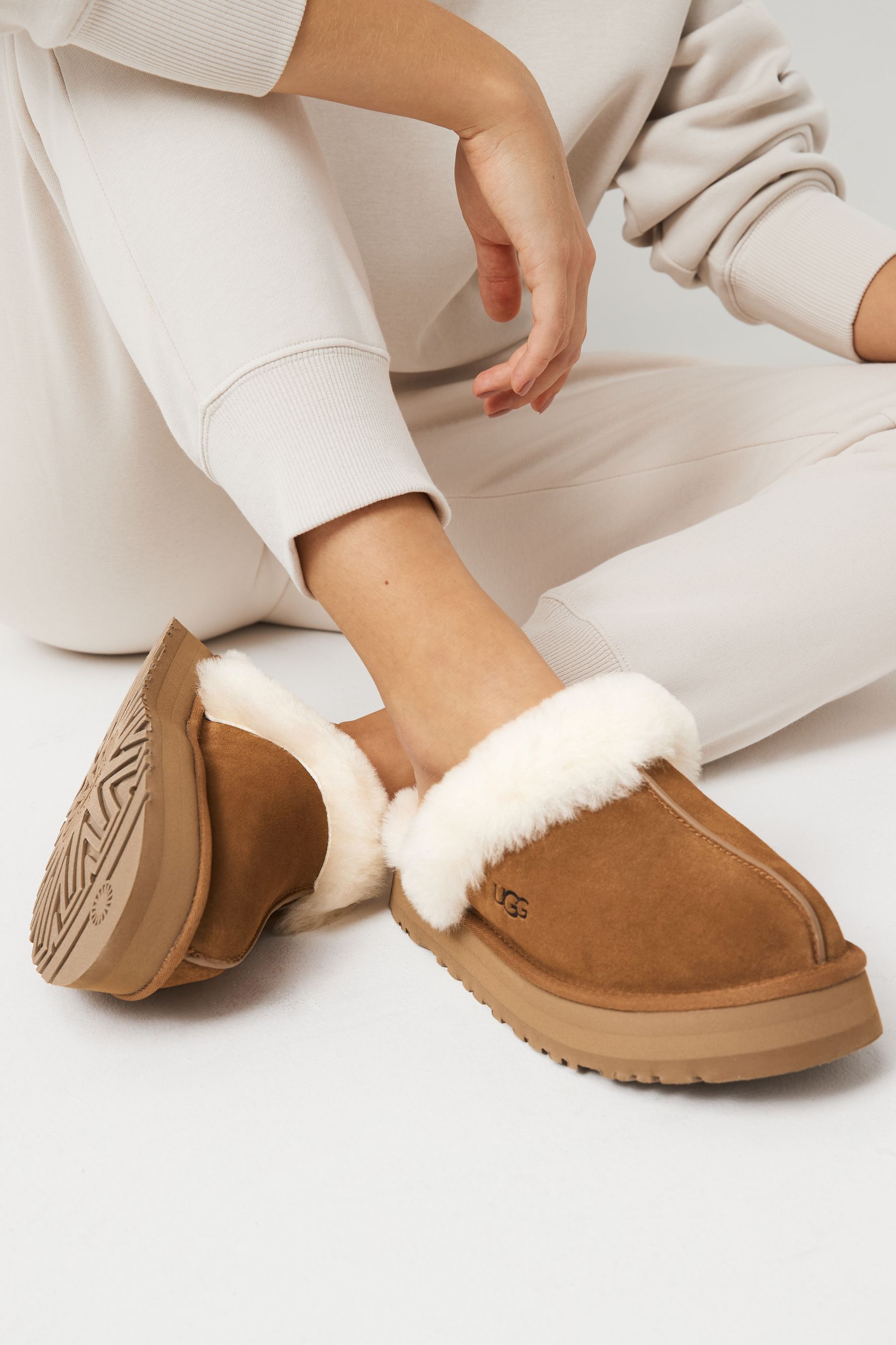 Chestnut uggs womens shop