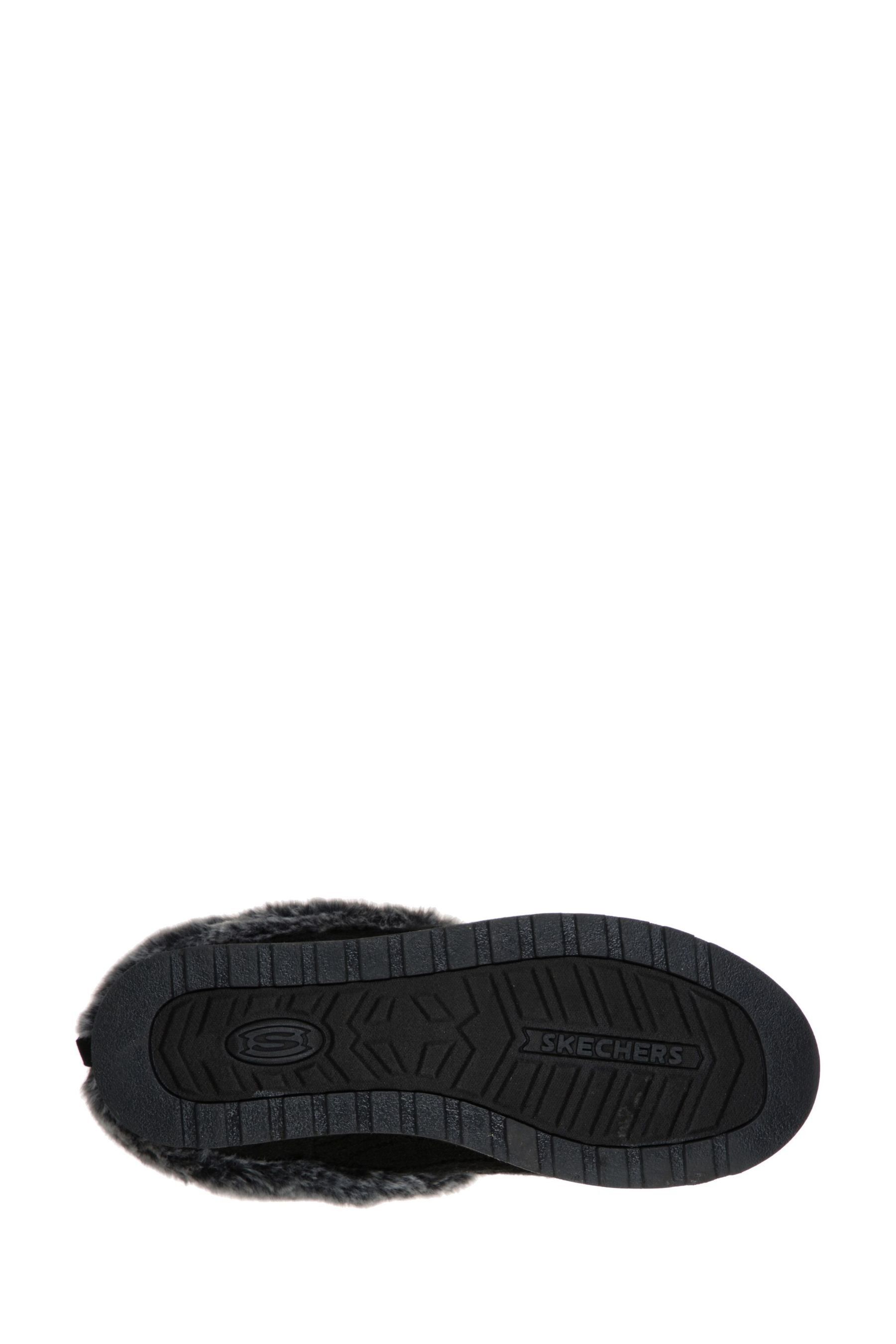 Skechers wide hot sale width womens