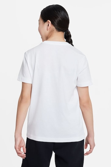 Nike White Oversized Boy Fit T-Shirt