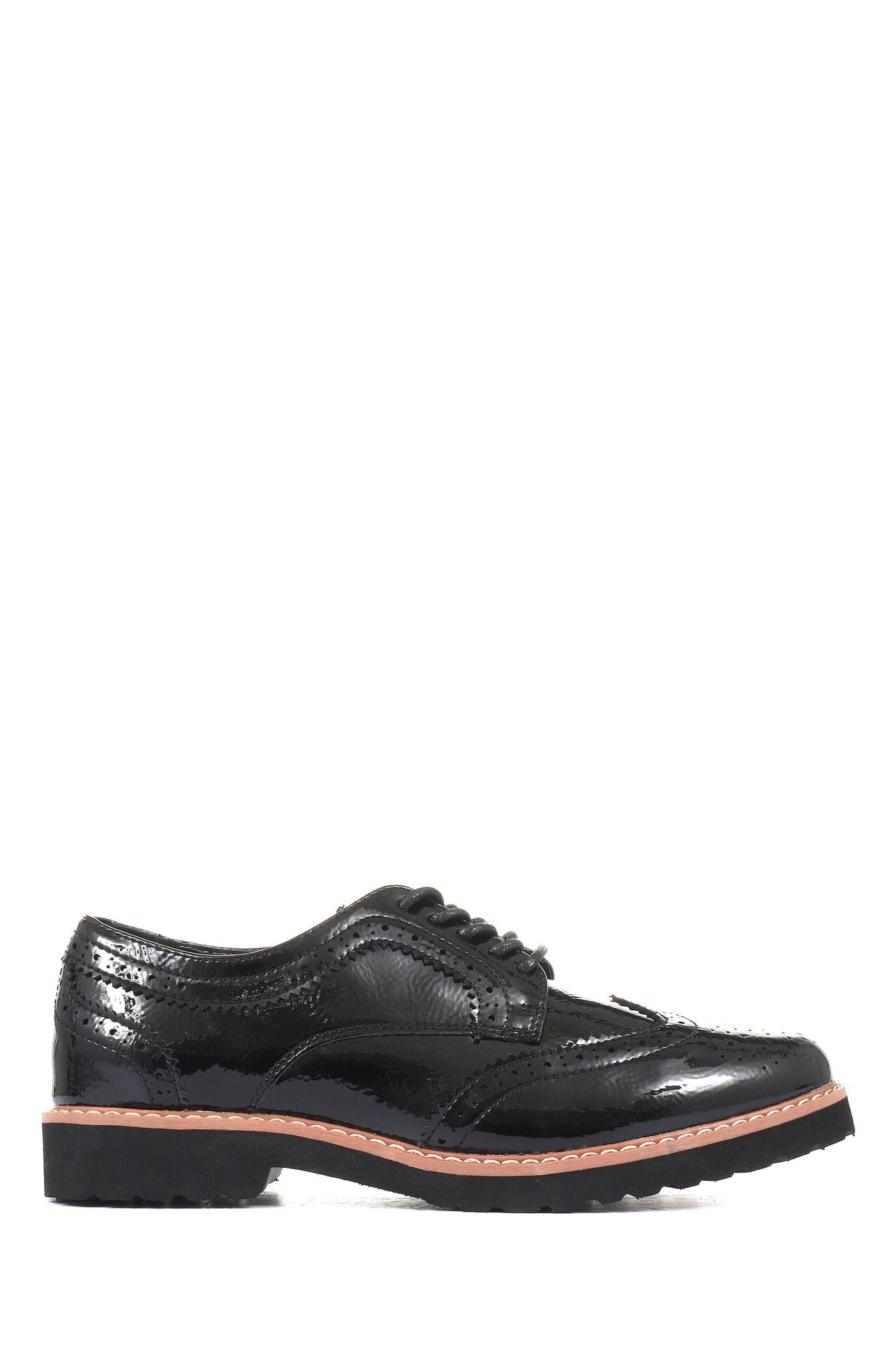 Pavers brogues hot sale